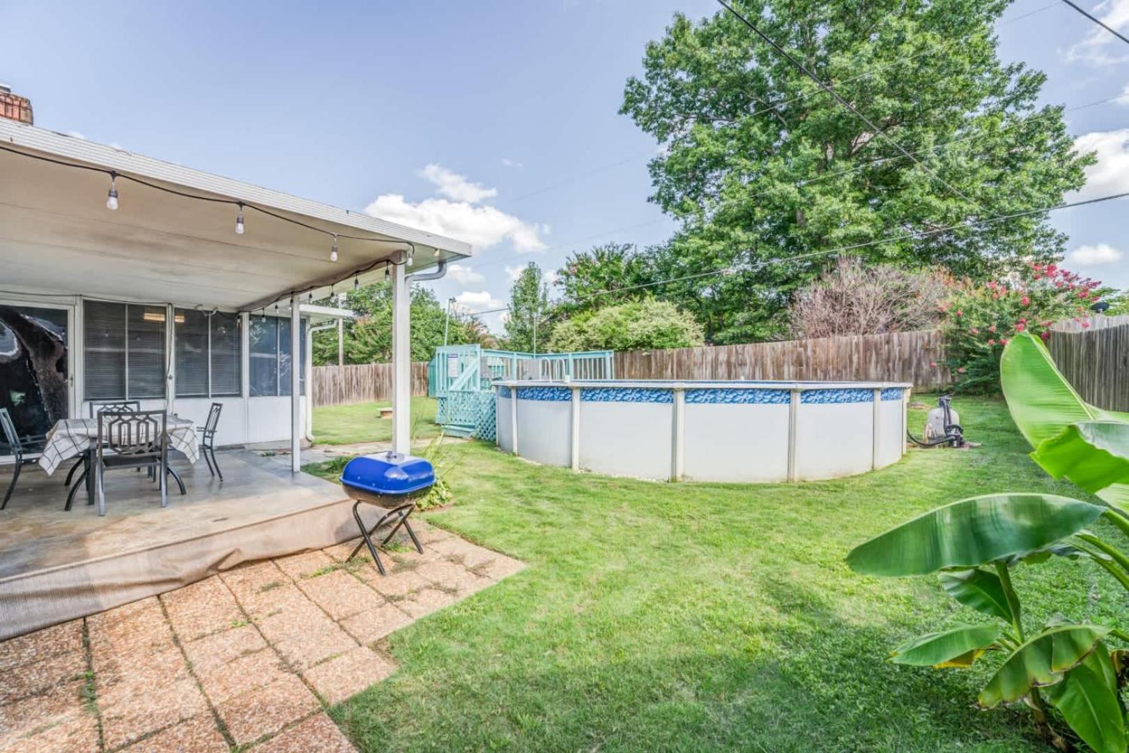 Crimson Creek Stayhouse