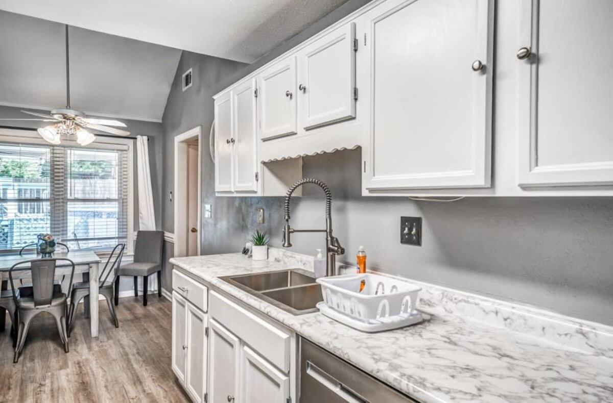 Crimson Creek Stayhouse