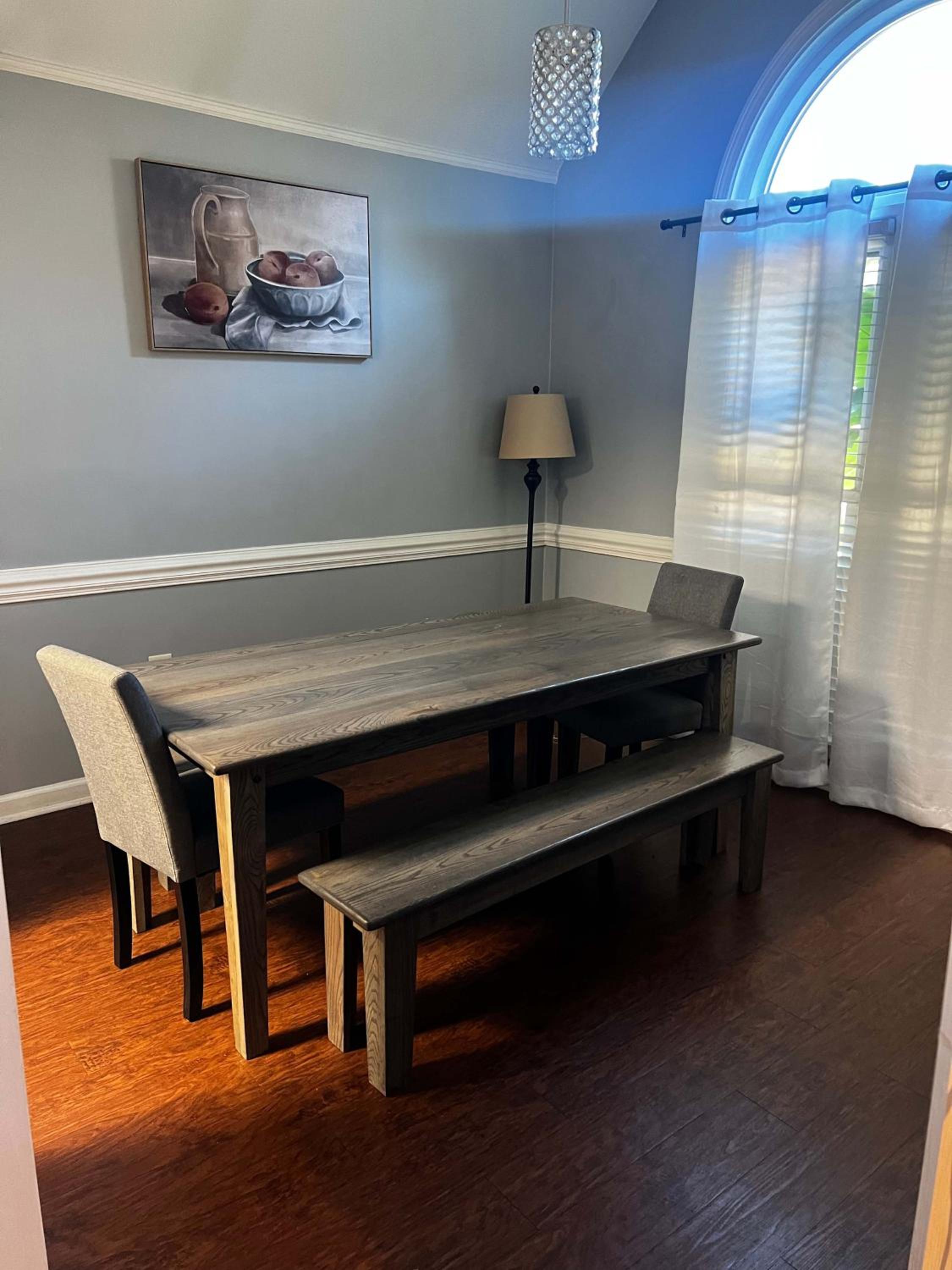 Crimson Creek Stayhouse