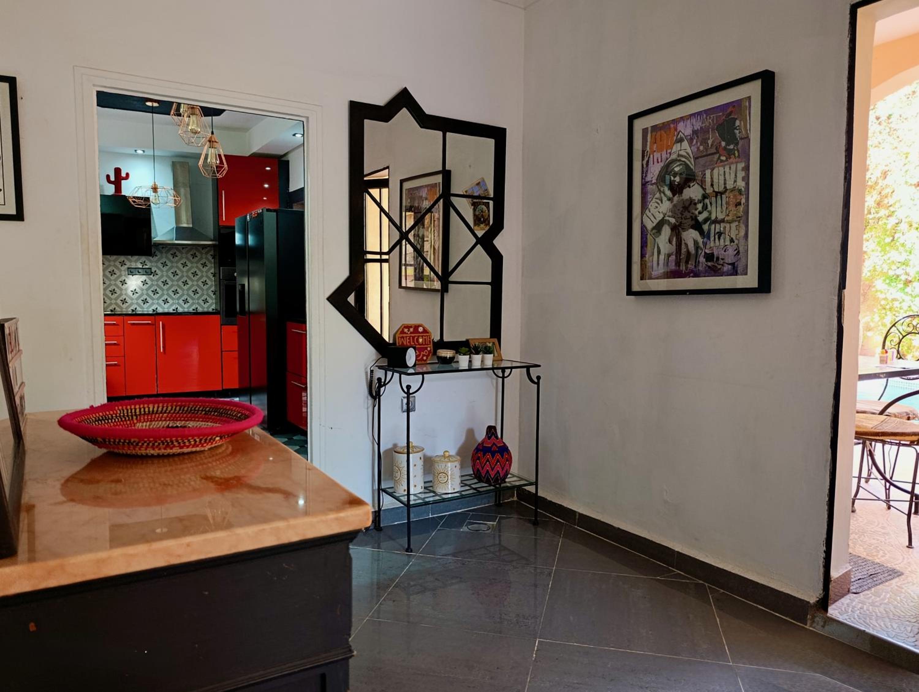 Villa with Private Pool and Garden, Fast Wi-Fi