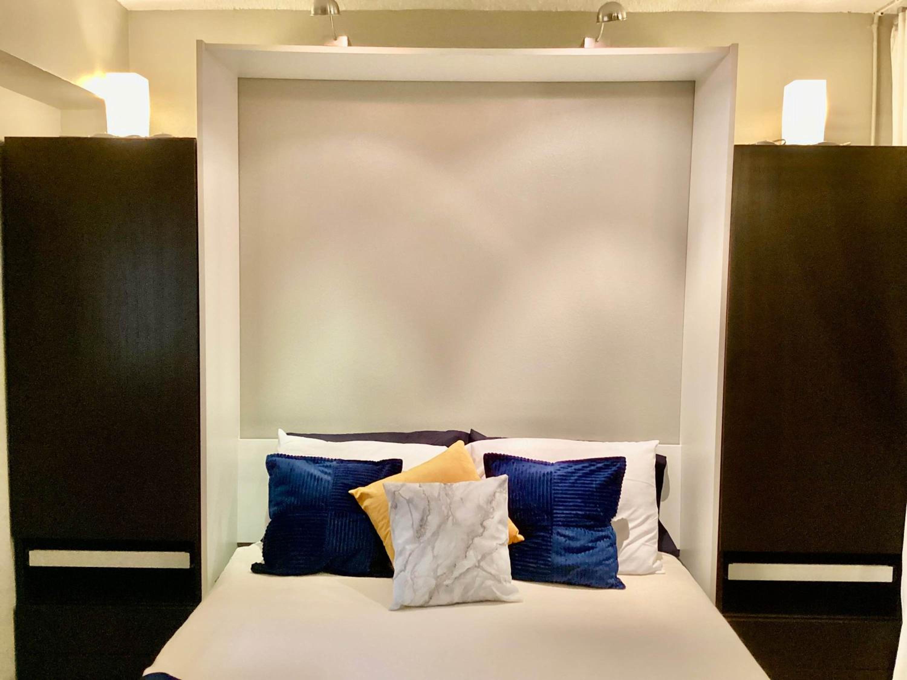 Shoreline Studio Condo for 4