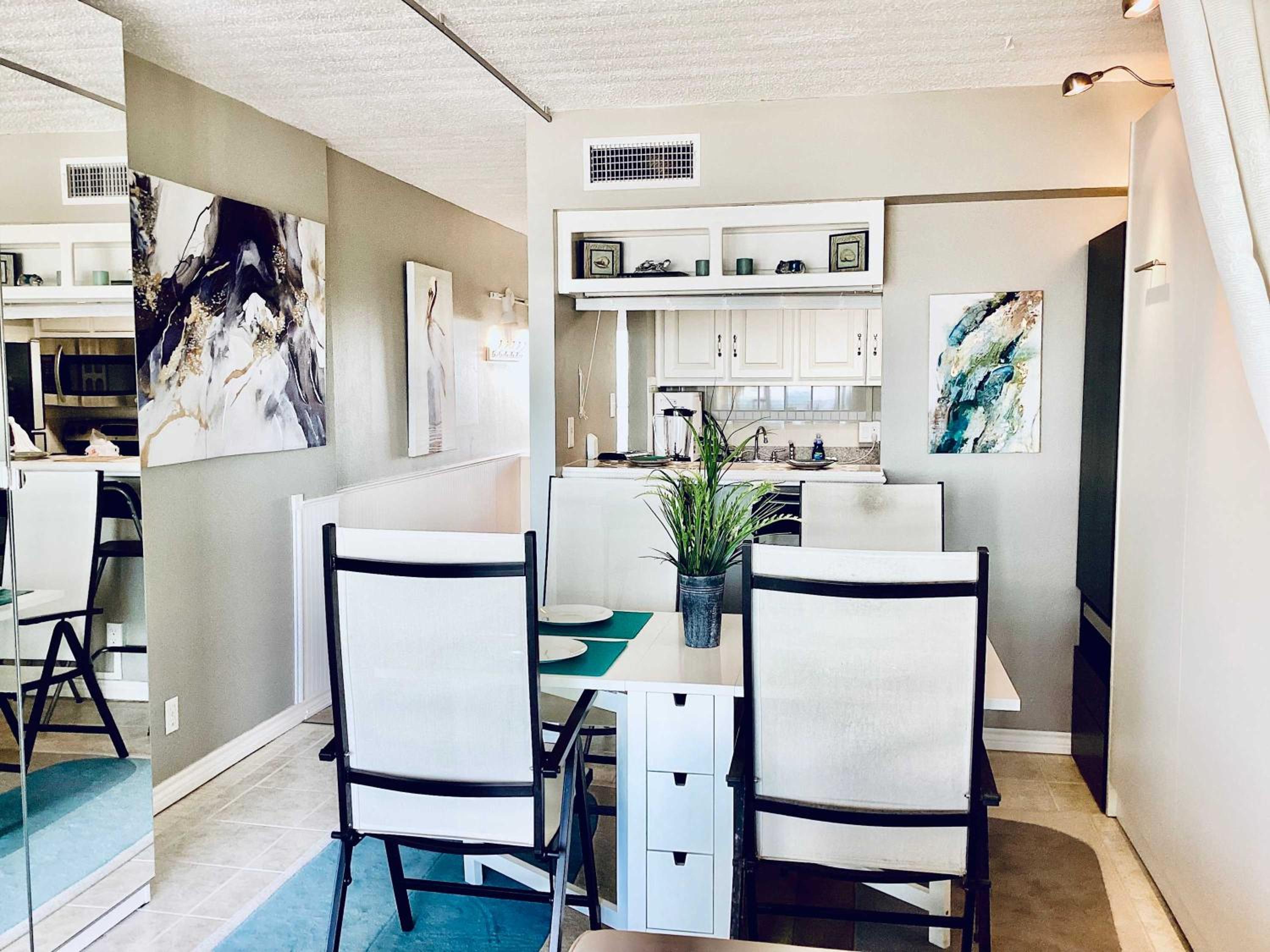 Shoreline Studio Condo for 4