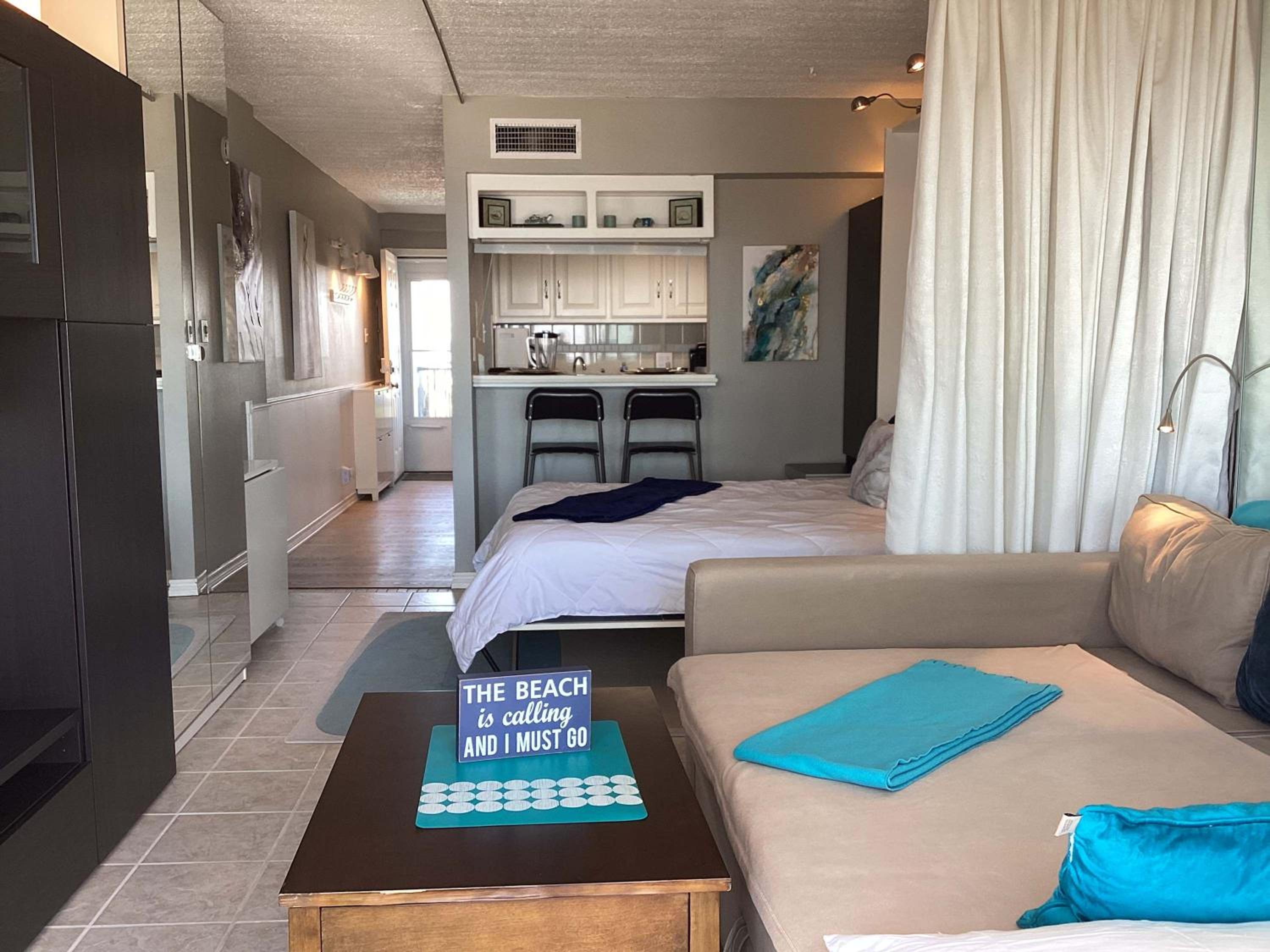 Shoreline Studio Condo for 4