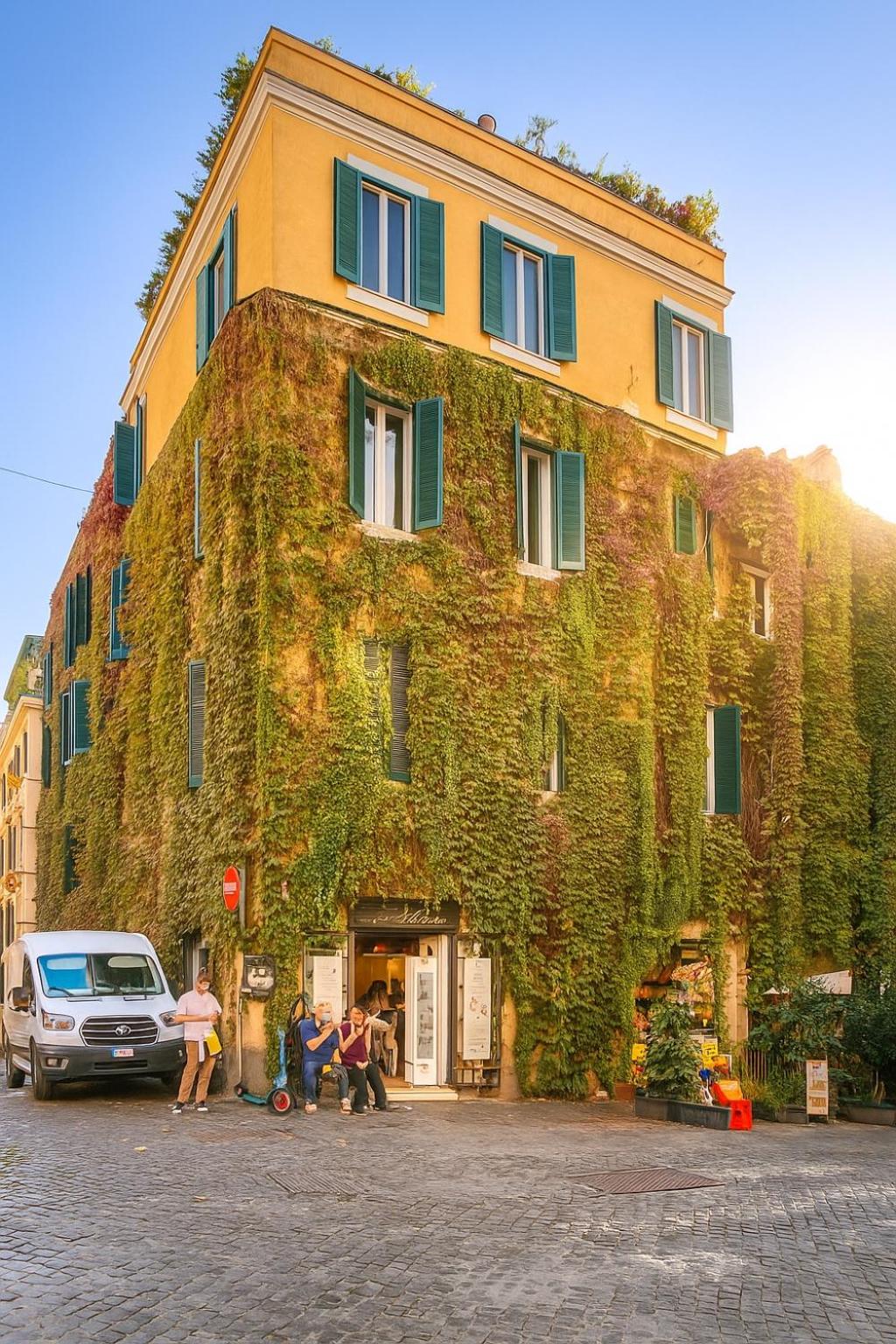 REALE COLOSSEO TREVI HOME - private garden