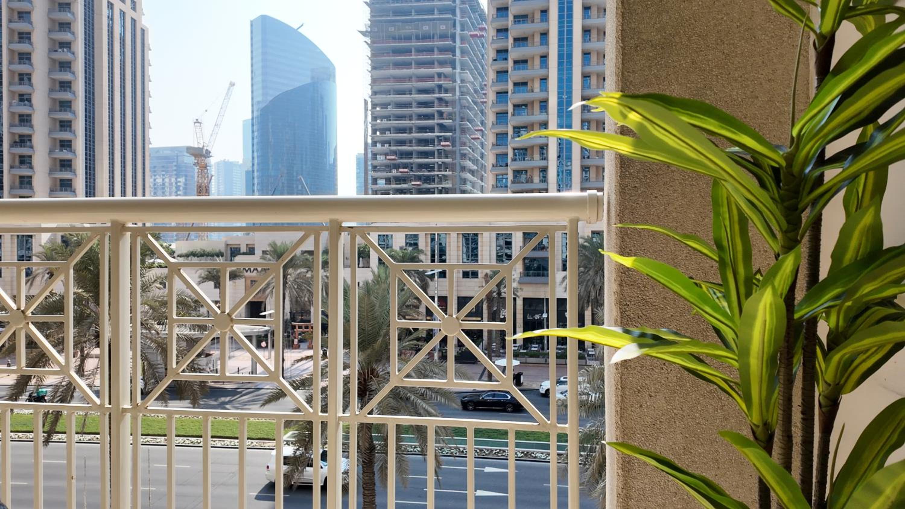 Simply Comfort Vacation Homes Rental Chic Downtown Studio Few Steps to Burj Khalifa