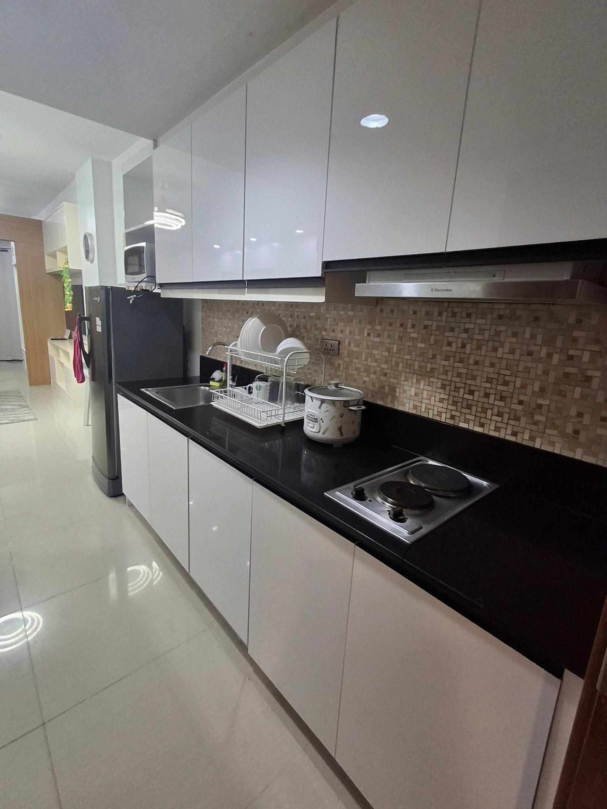 idyllic Apartment for Rent - Perfect for Short-Term Stay Front of Mall of Asia