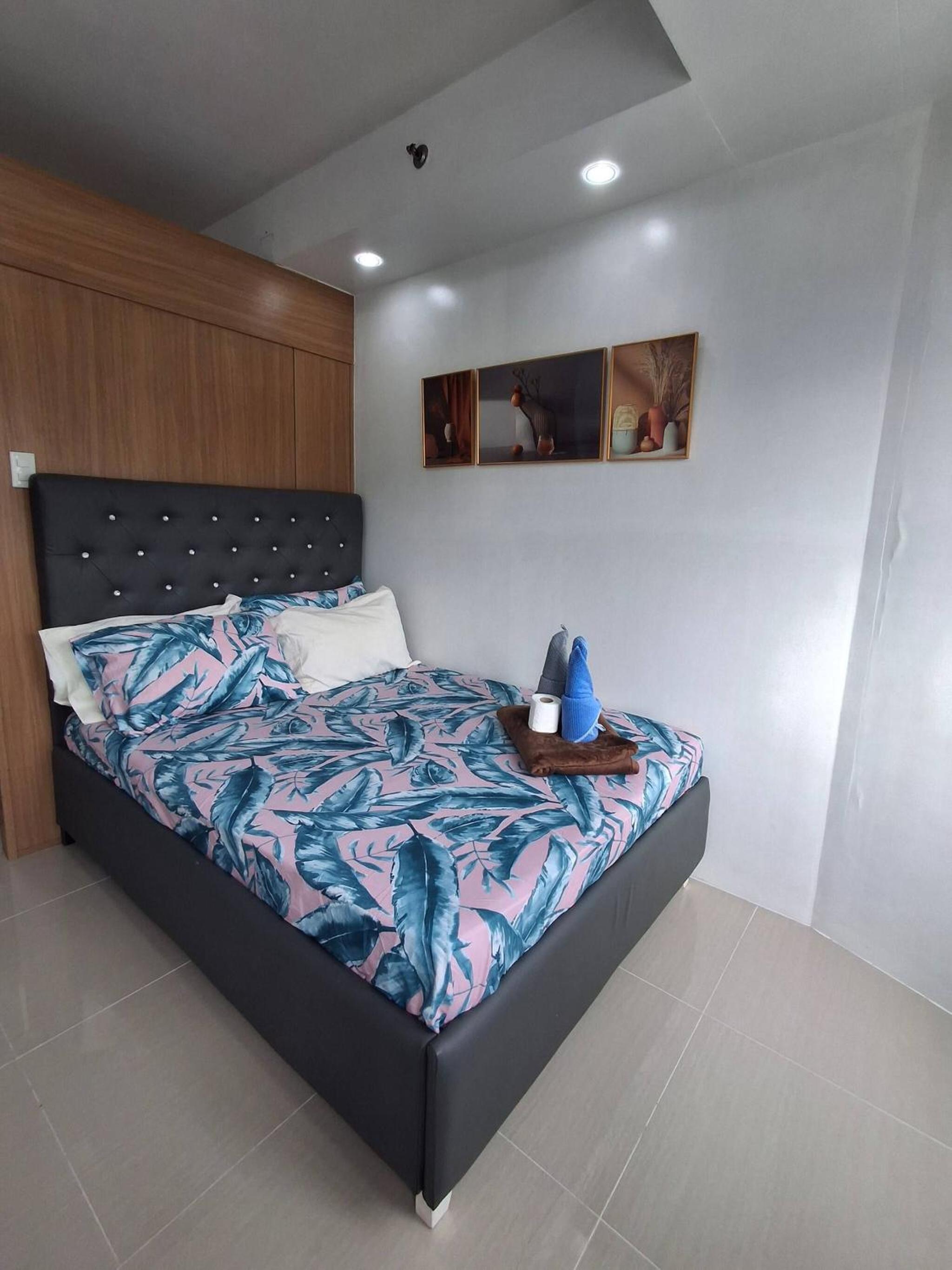 idyllic Apartment for Rent - Perfect for Short-Term Stay Front of Mall of Asia