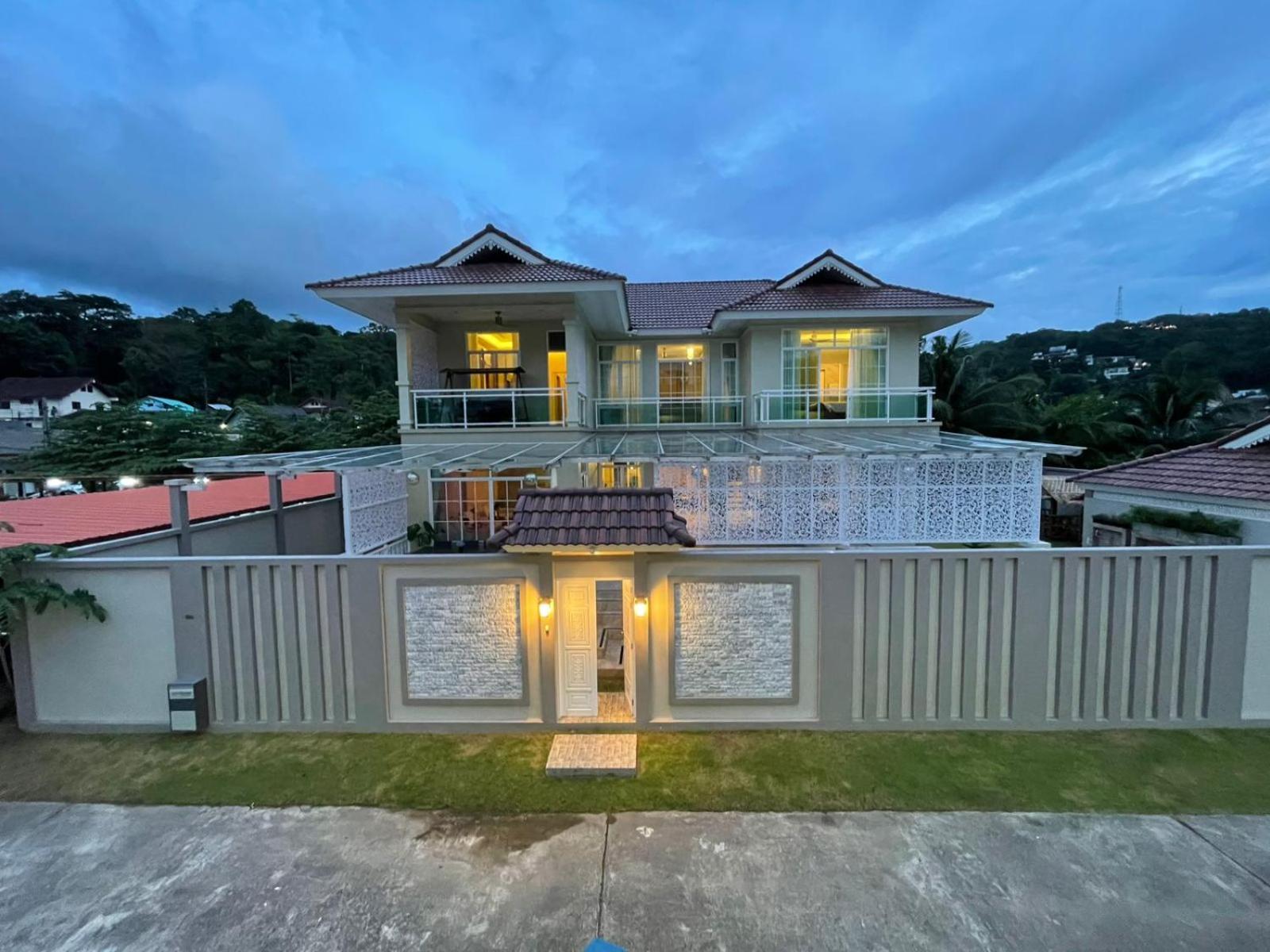 Kamala Beach Phuket - 4BR Private Luxury Pool Villa with Maid