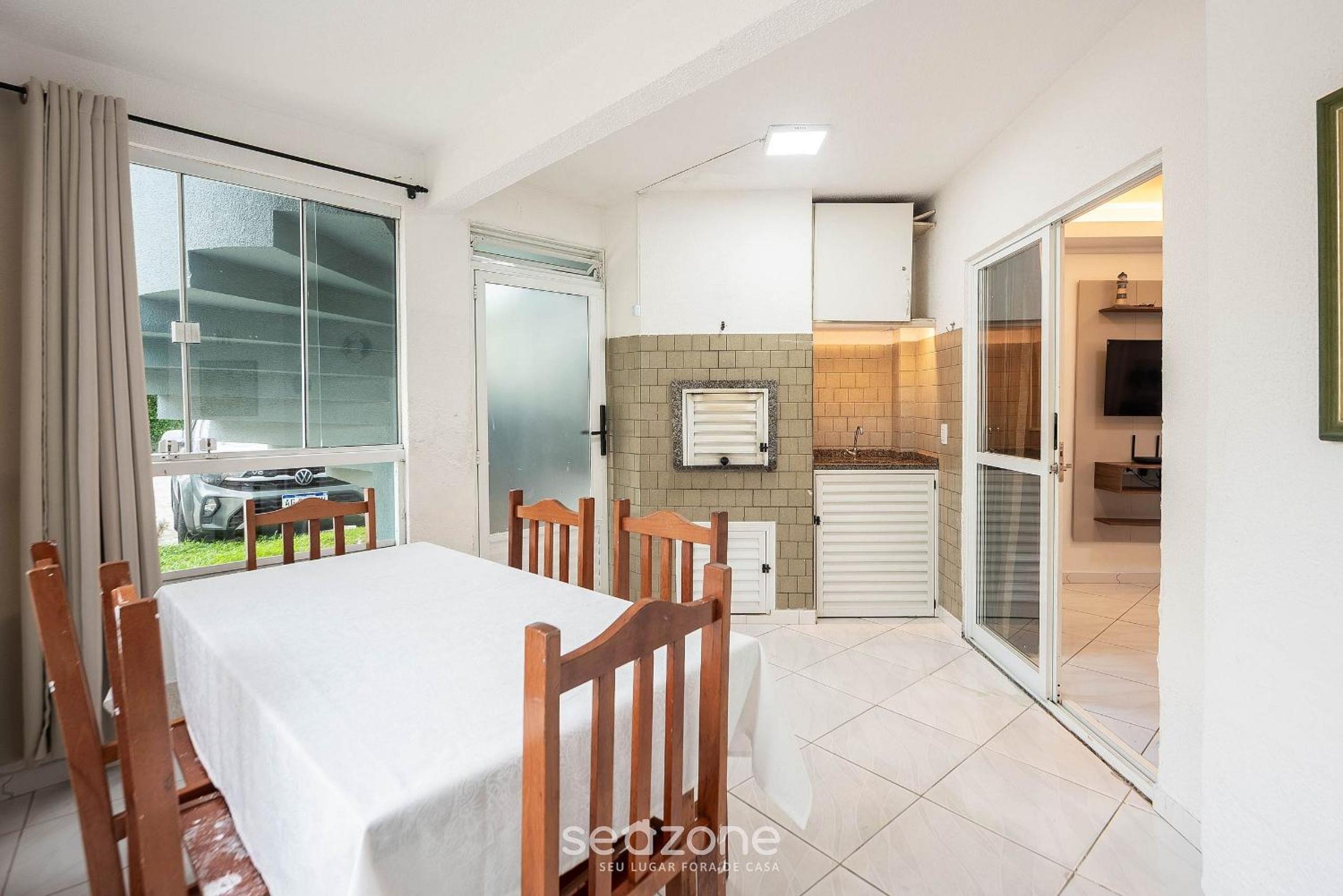 Apts in Condominium 40 meters from Bombinhas Beach - BDSs