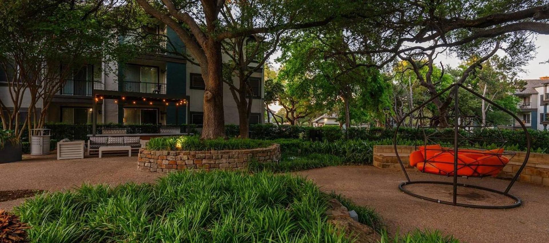Furnished apartments next to the Domain