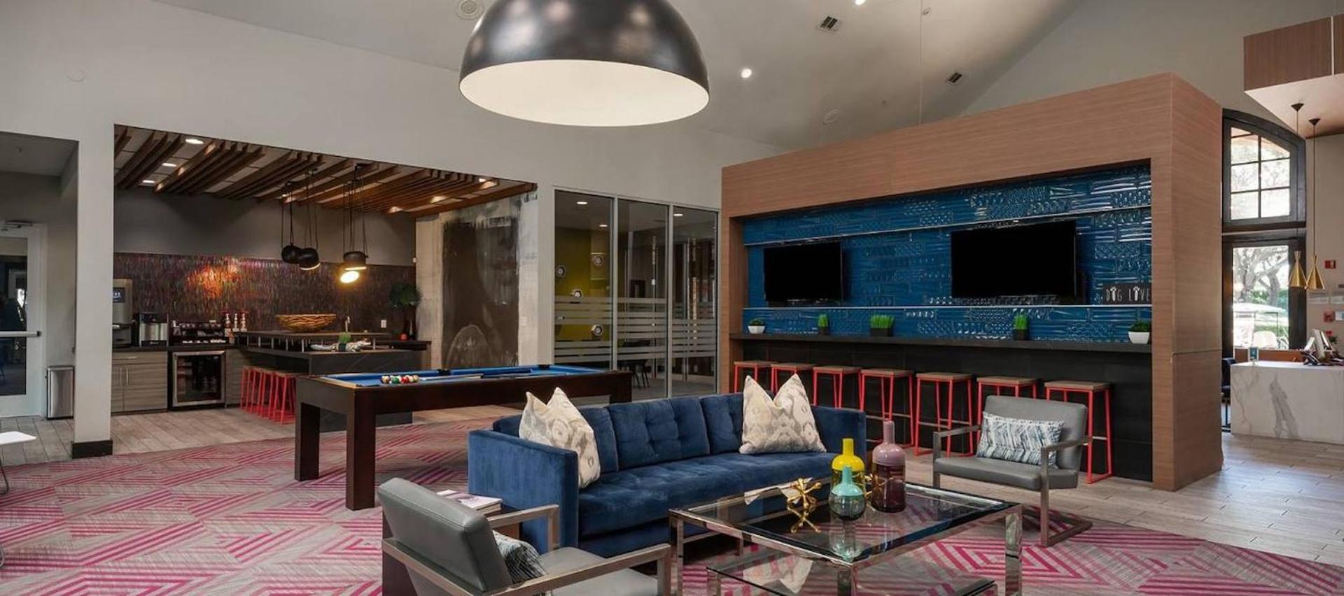 Furnished apartments next to the Domain