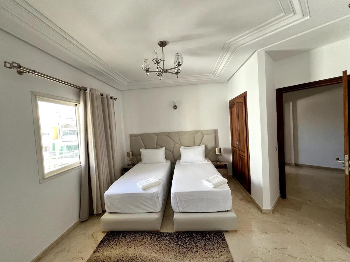 Chic & Spacious 4BR with Jacuzzi-Fez New City Stay