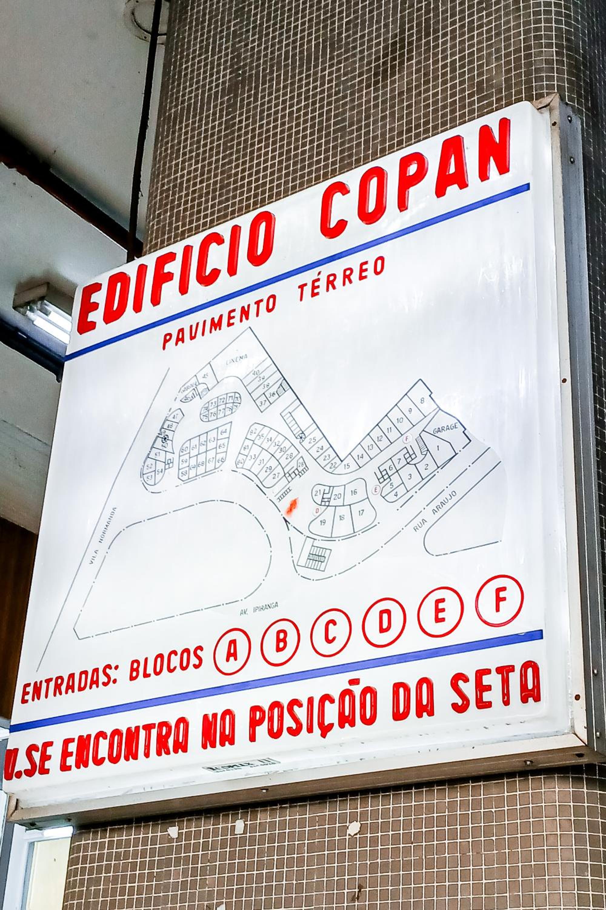 Aurora - Prédio novíssimo e completo no coração do Centro, com piscina e academia ao lado do metrô República