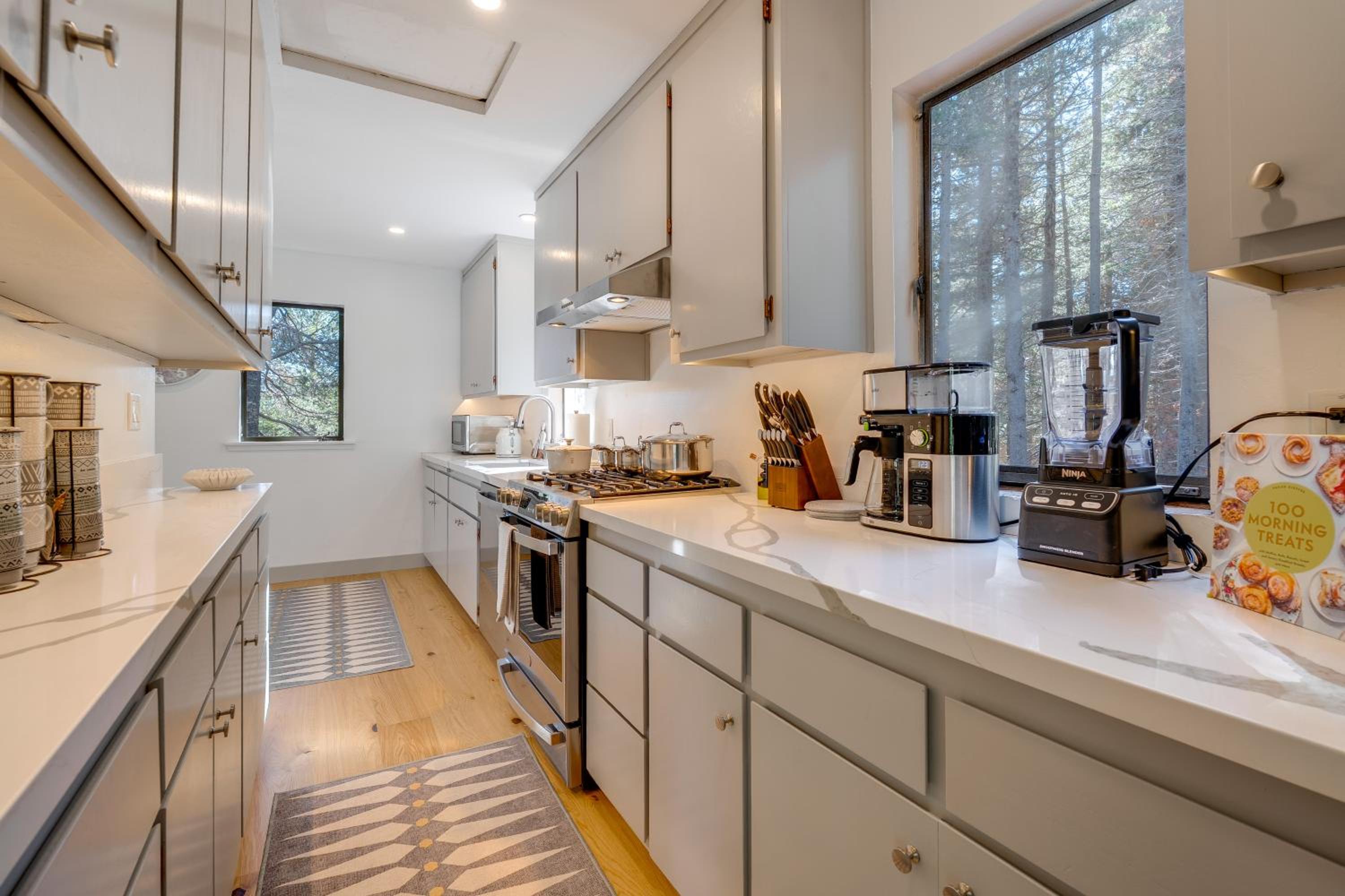 Ski-InandSki-Out Retreat with Sauna in Bear Valley!