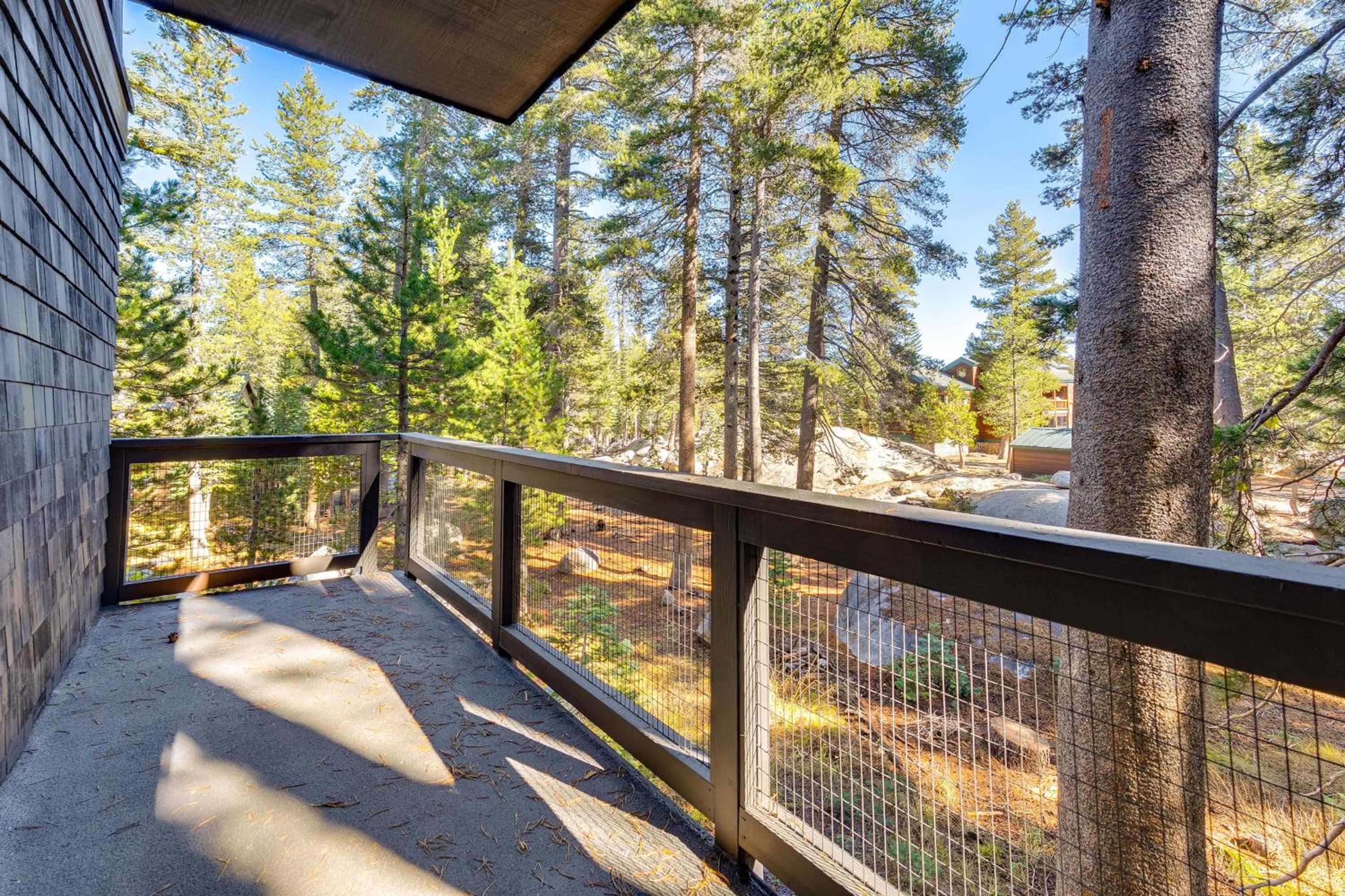 Ski-InandSki-Out Retreat with Sauna in Bear Valley!