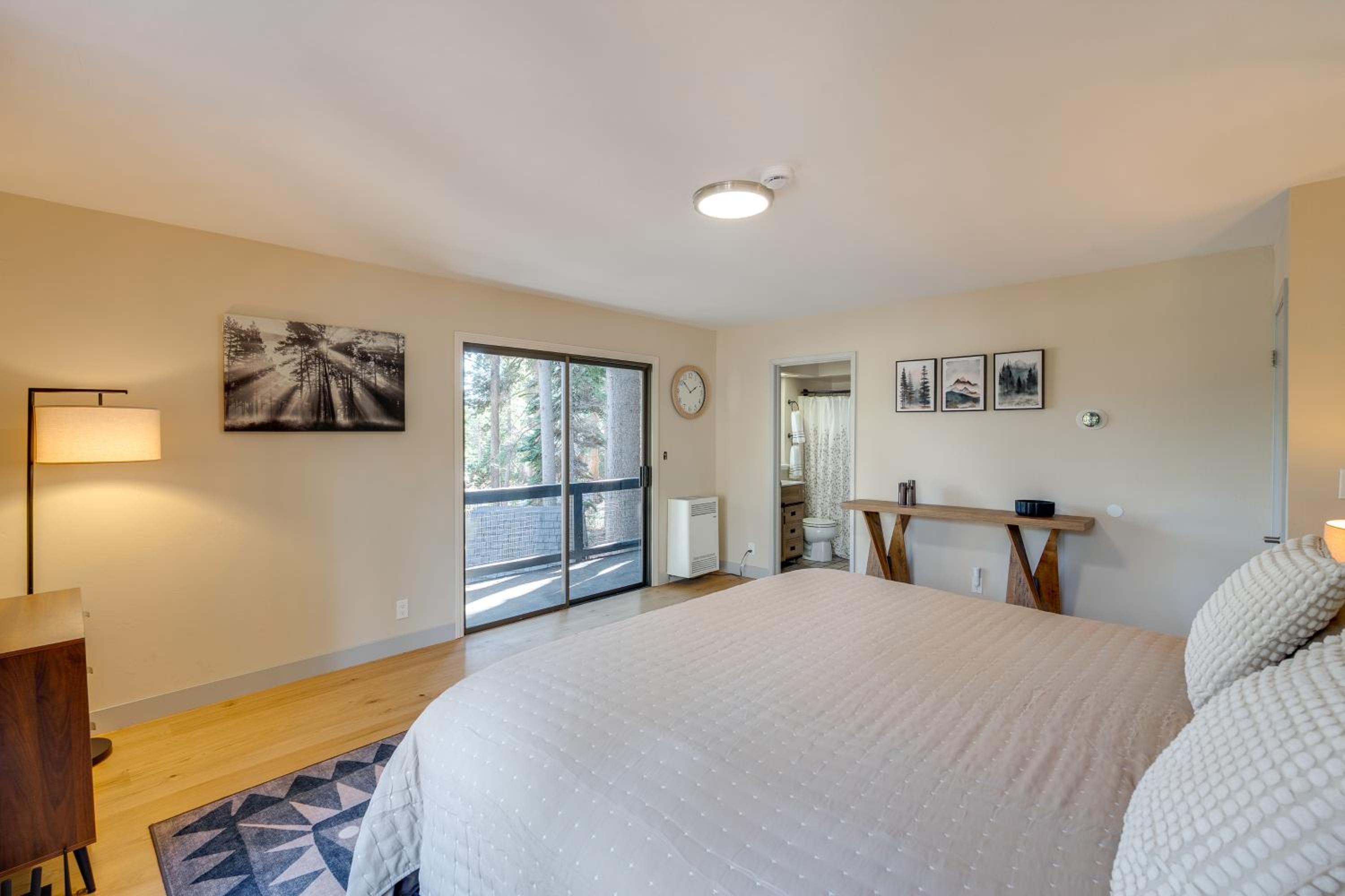 Ski-InandSki-Out Retreat with Sauna in Bear Valley!