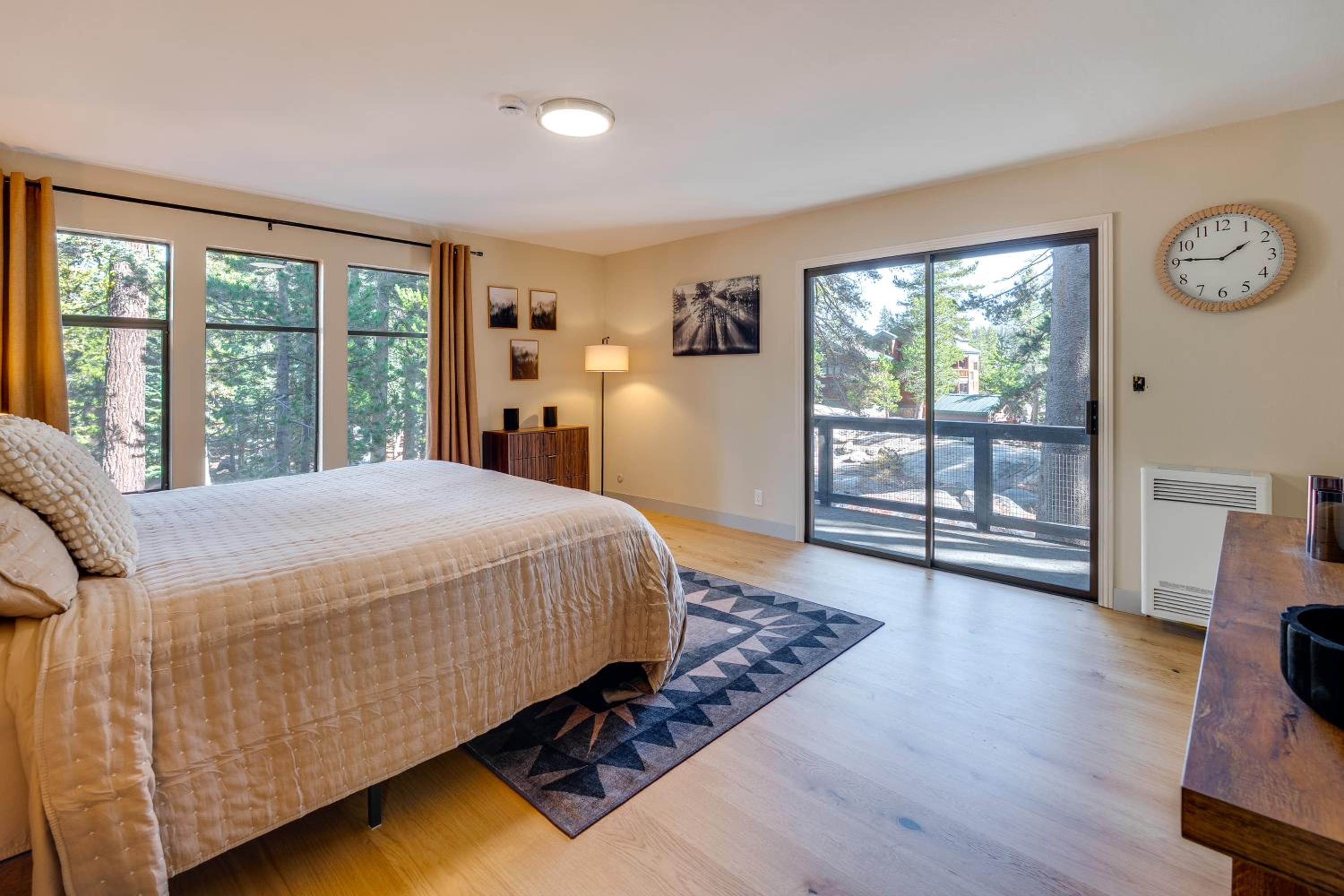 Ski-InandSki-Out Retreat with Sauna in Bear Valley!