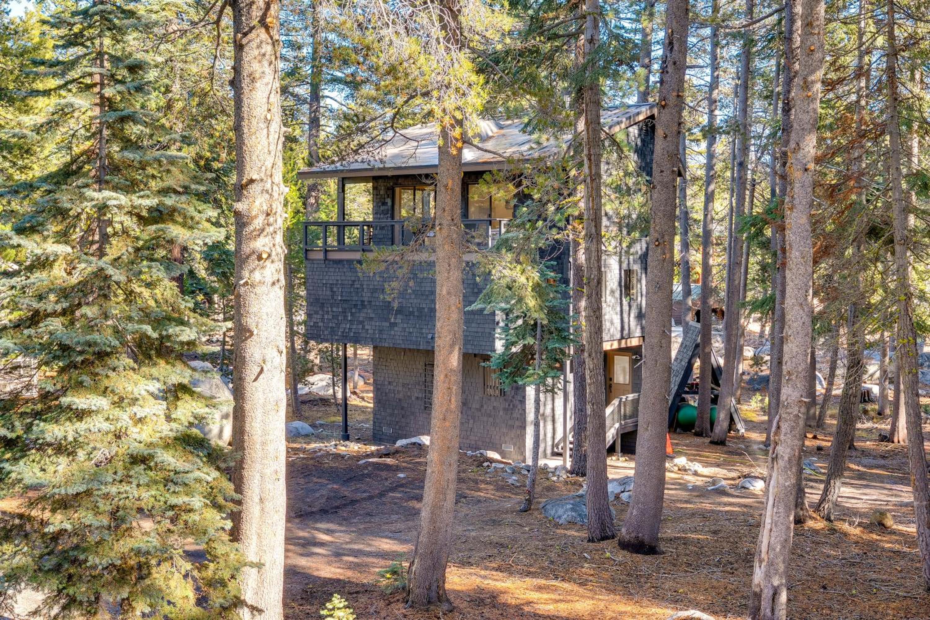 Ski-InandSki-Out Retreat with Sauna in Bear Valley!