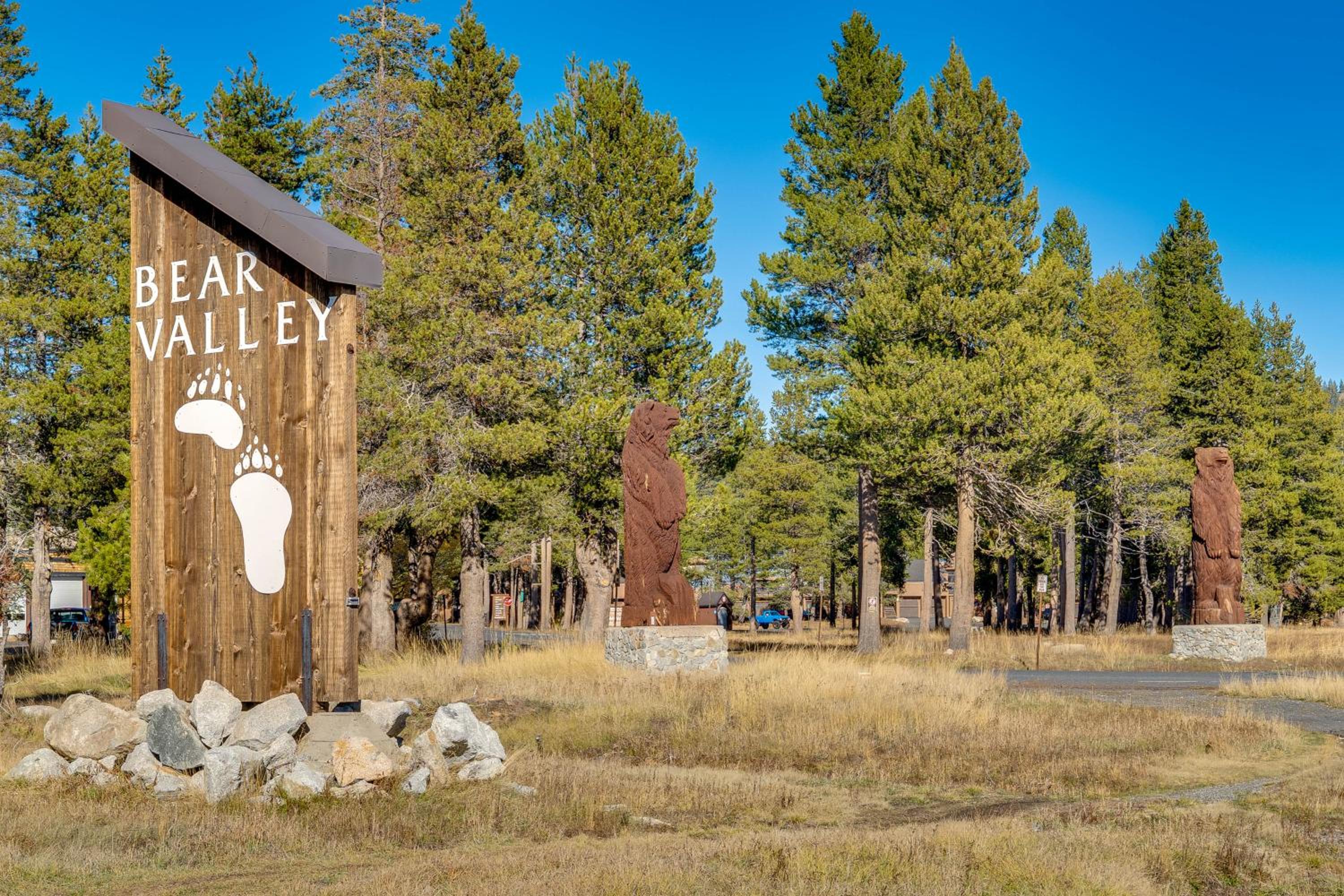 Ski-InandSki-Out Retreat with Sauna in Bear Valley!