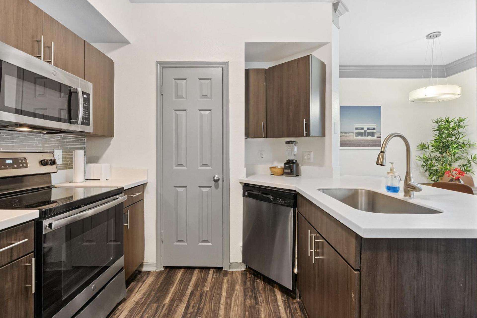 Furnished apartments next to the Domain
