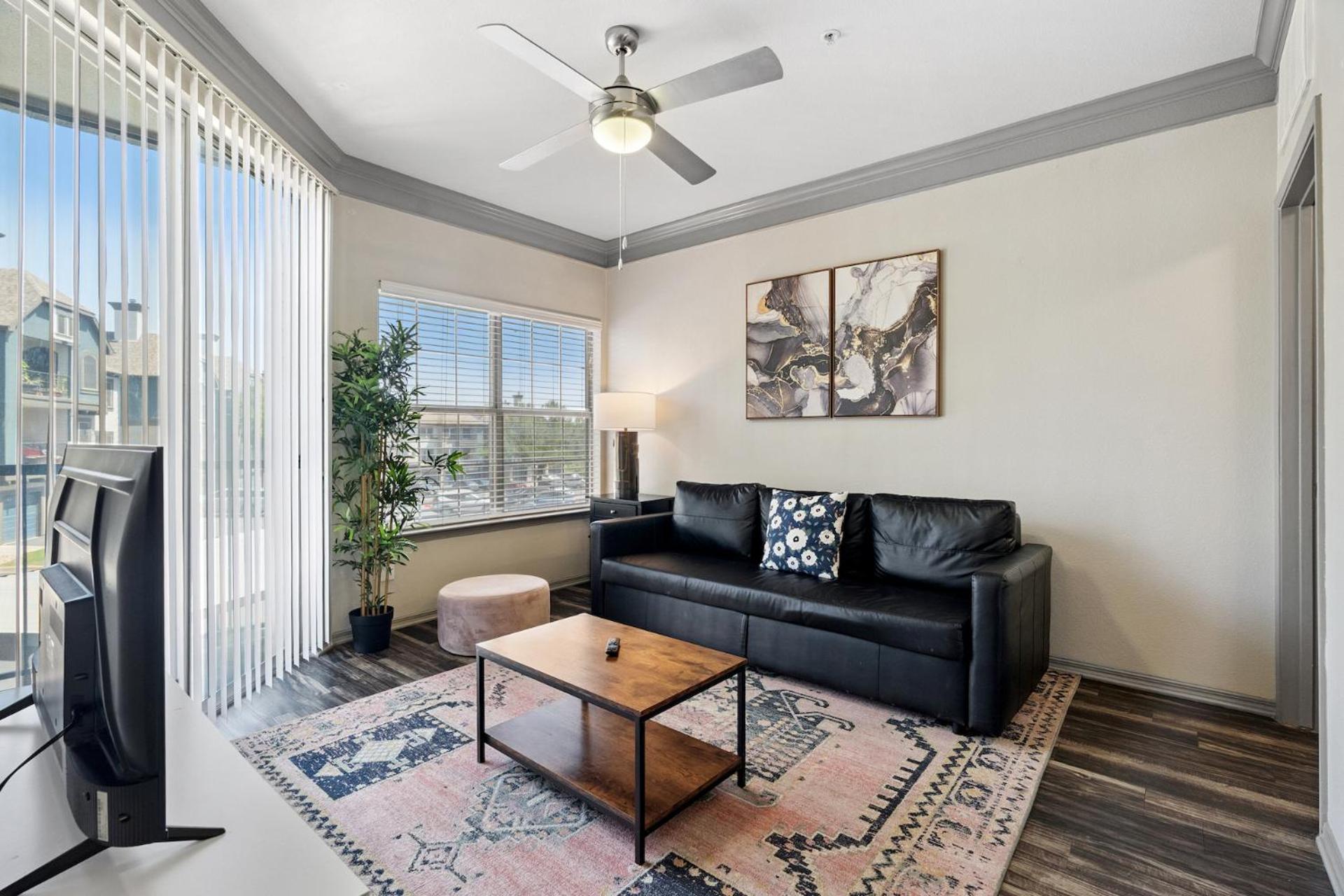 Furnished apartments next to the Domain
