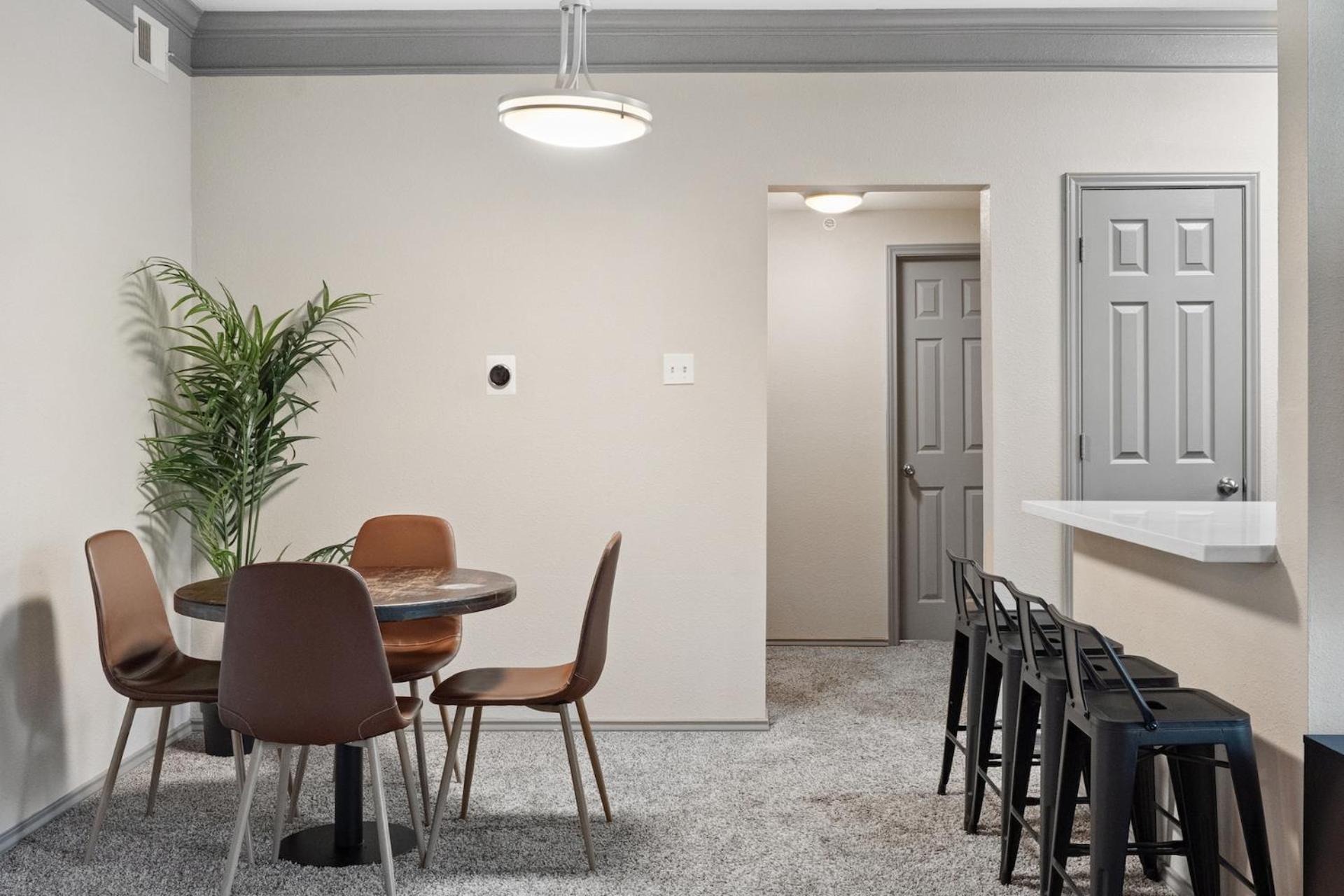Furnished apartments next to the Domain