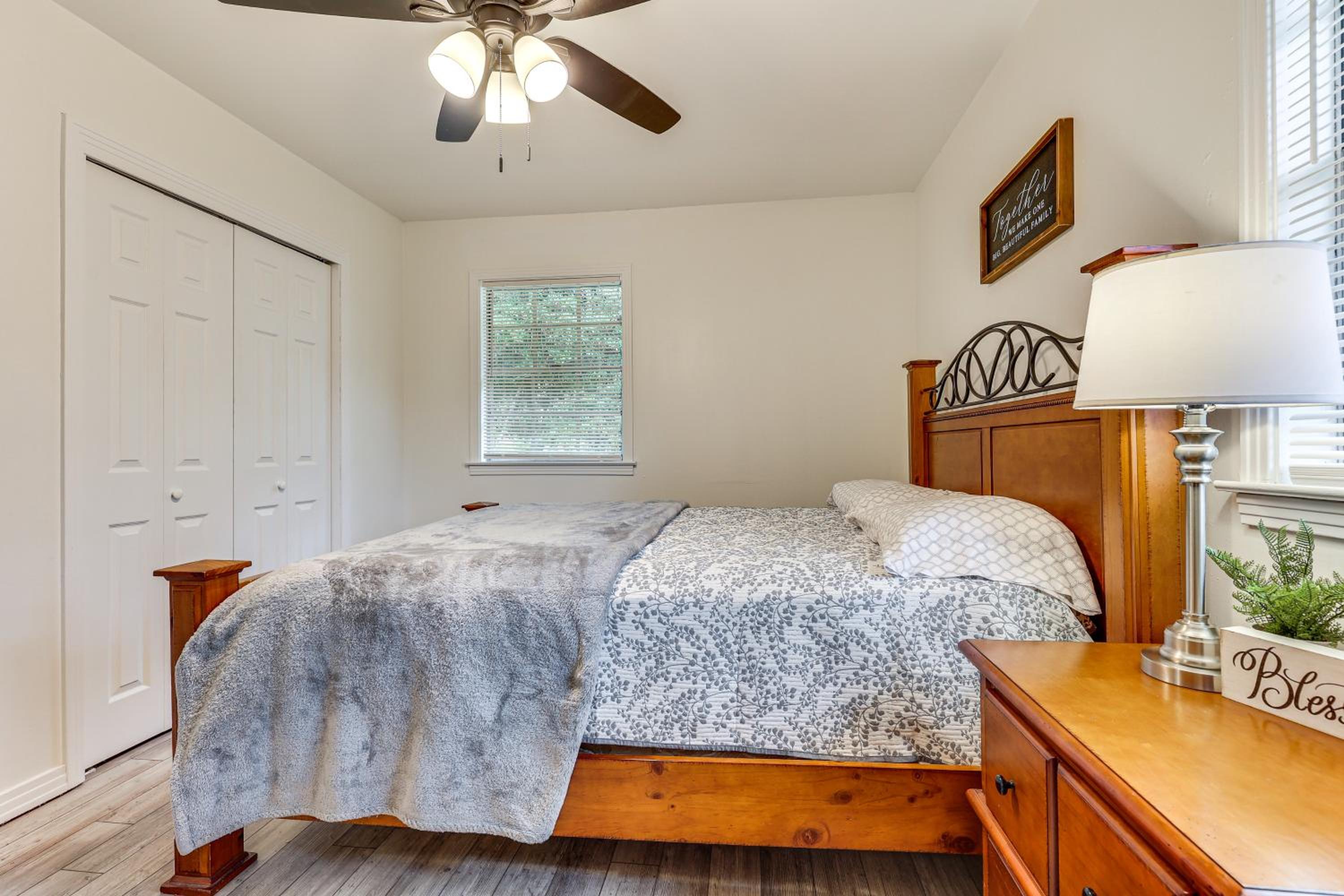 Great for Families! Remodeled Jackson Home