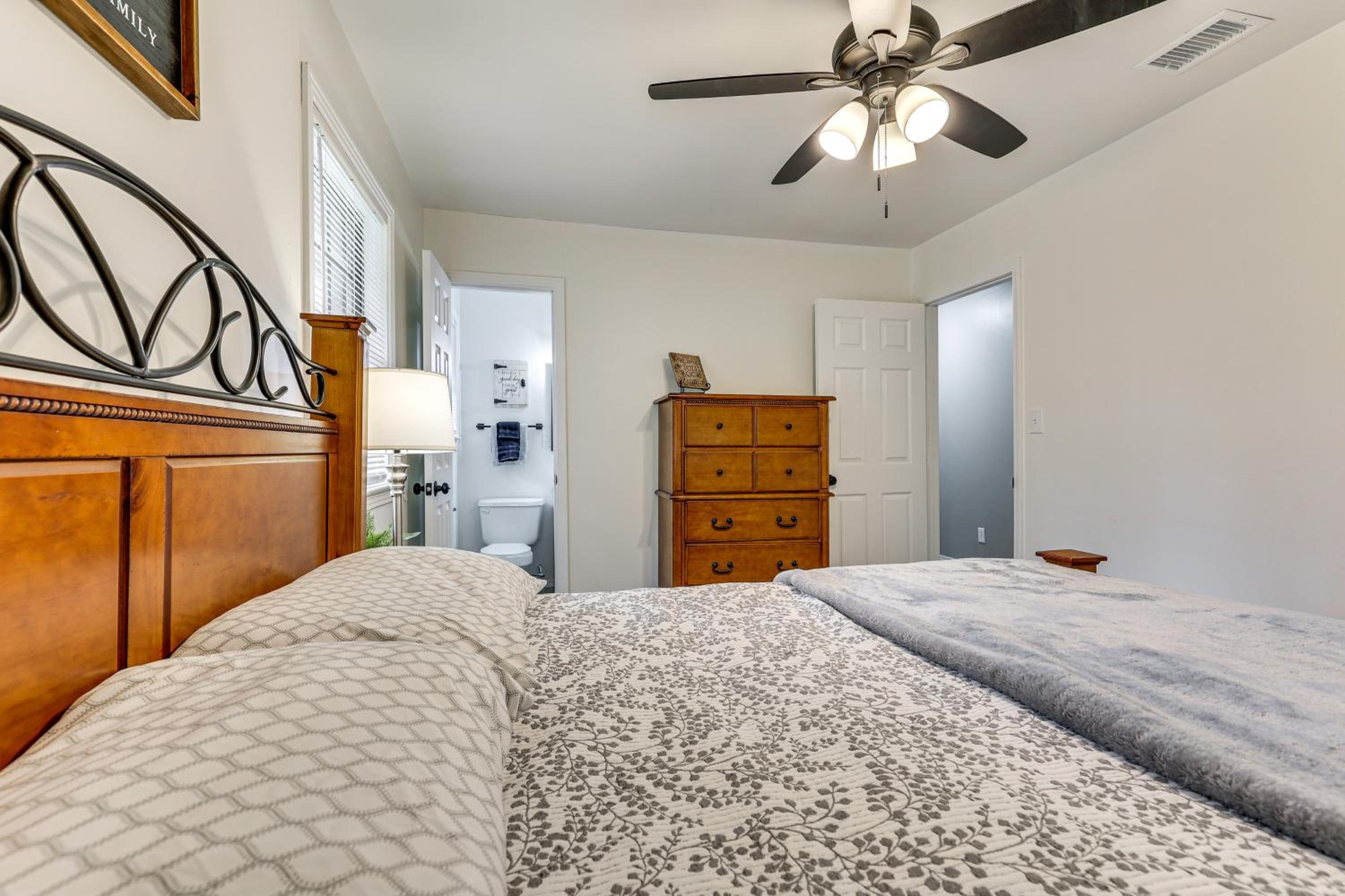 Great for Families! Remodeled Jackson Home