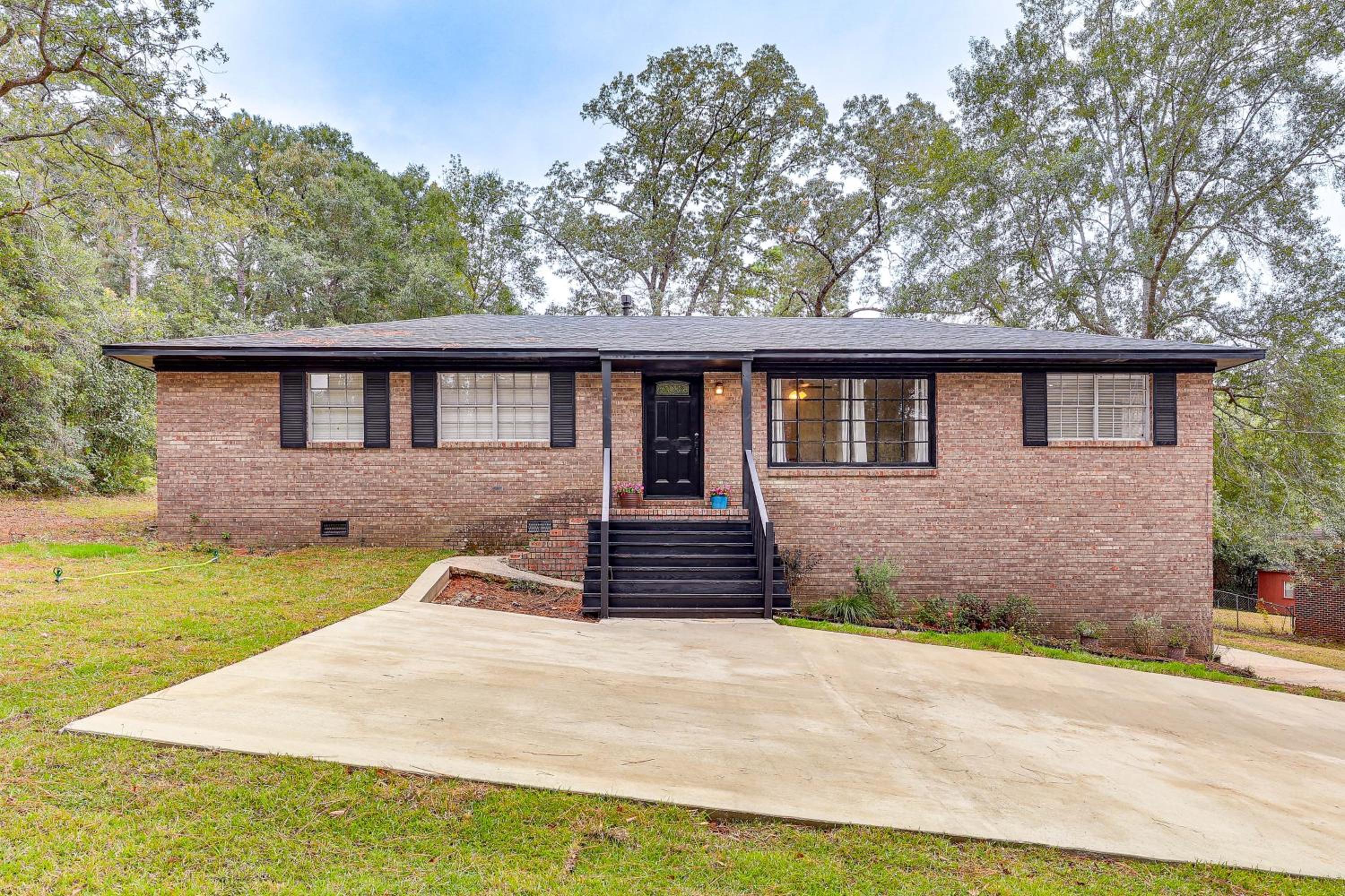 Great for Families! Remodeled Jackson Home