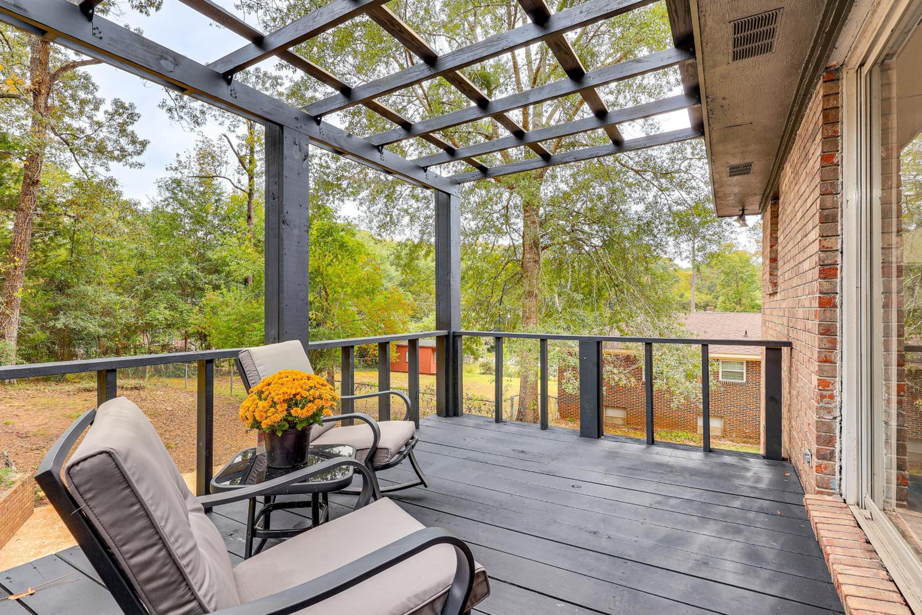 Great for Families! Remodeled Jackson Home