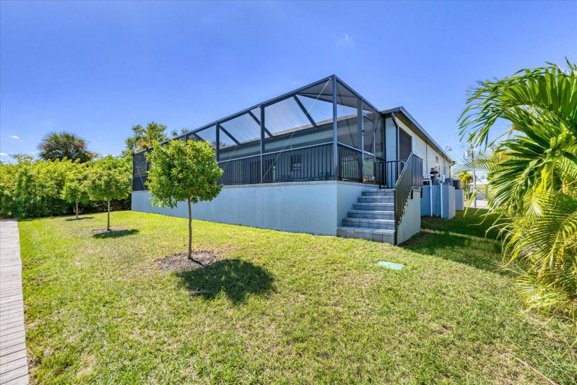3726 Magnolia