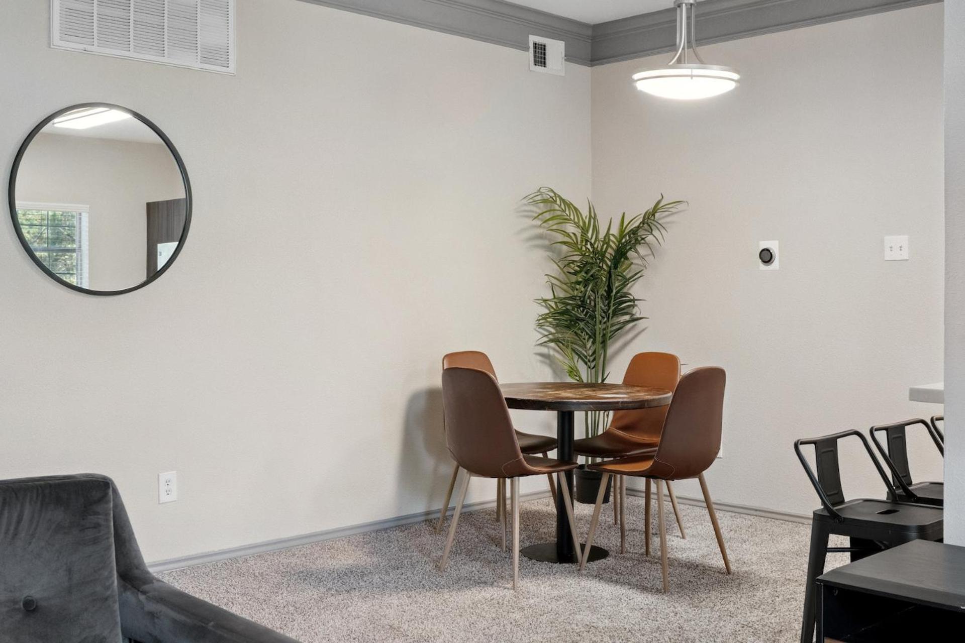 Furnished apartments next to the Domain