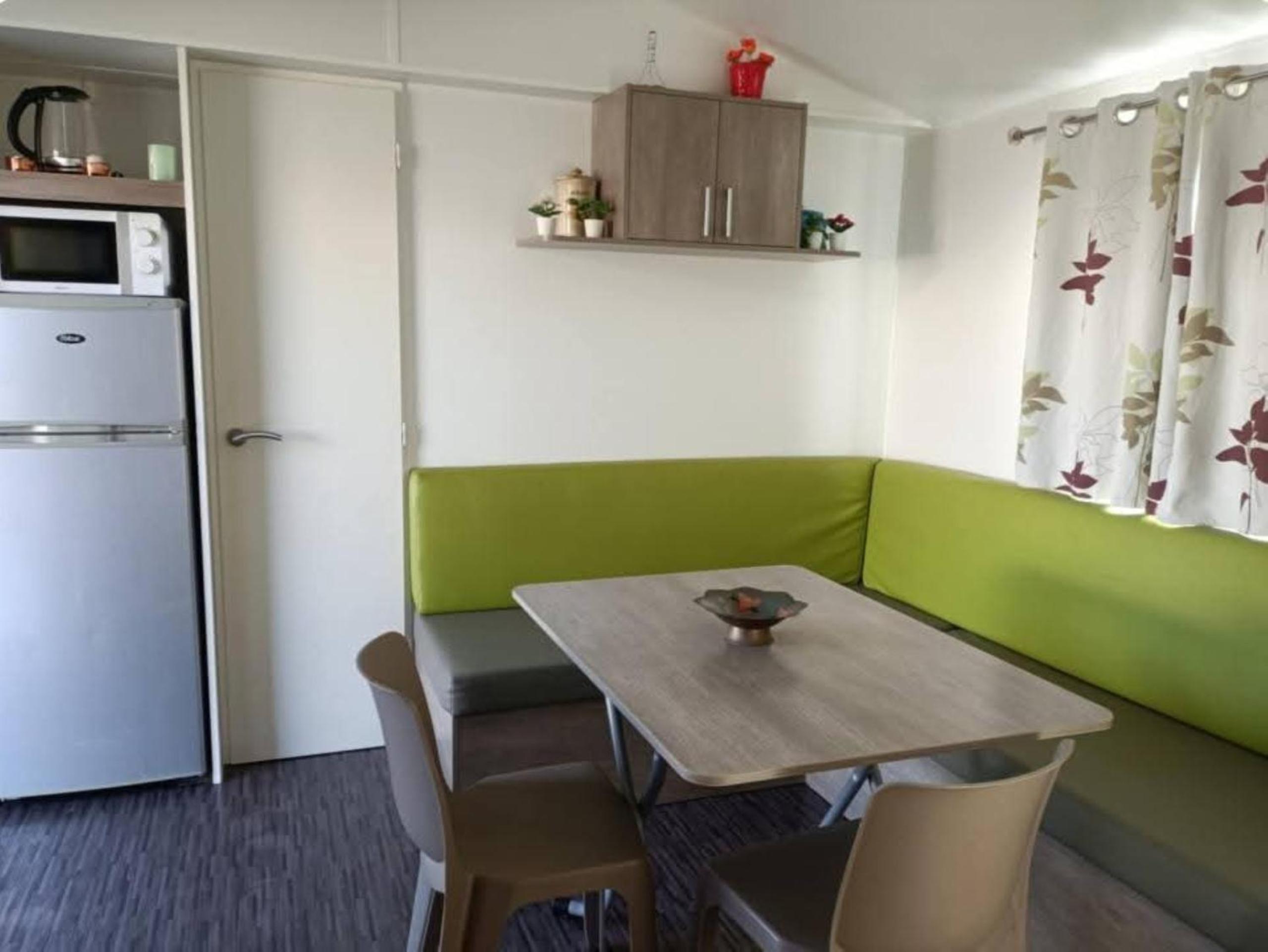 Sesimbra 3 Bedrooms with Shared Pool