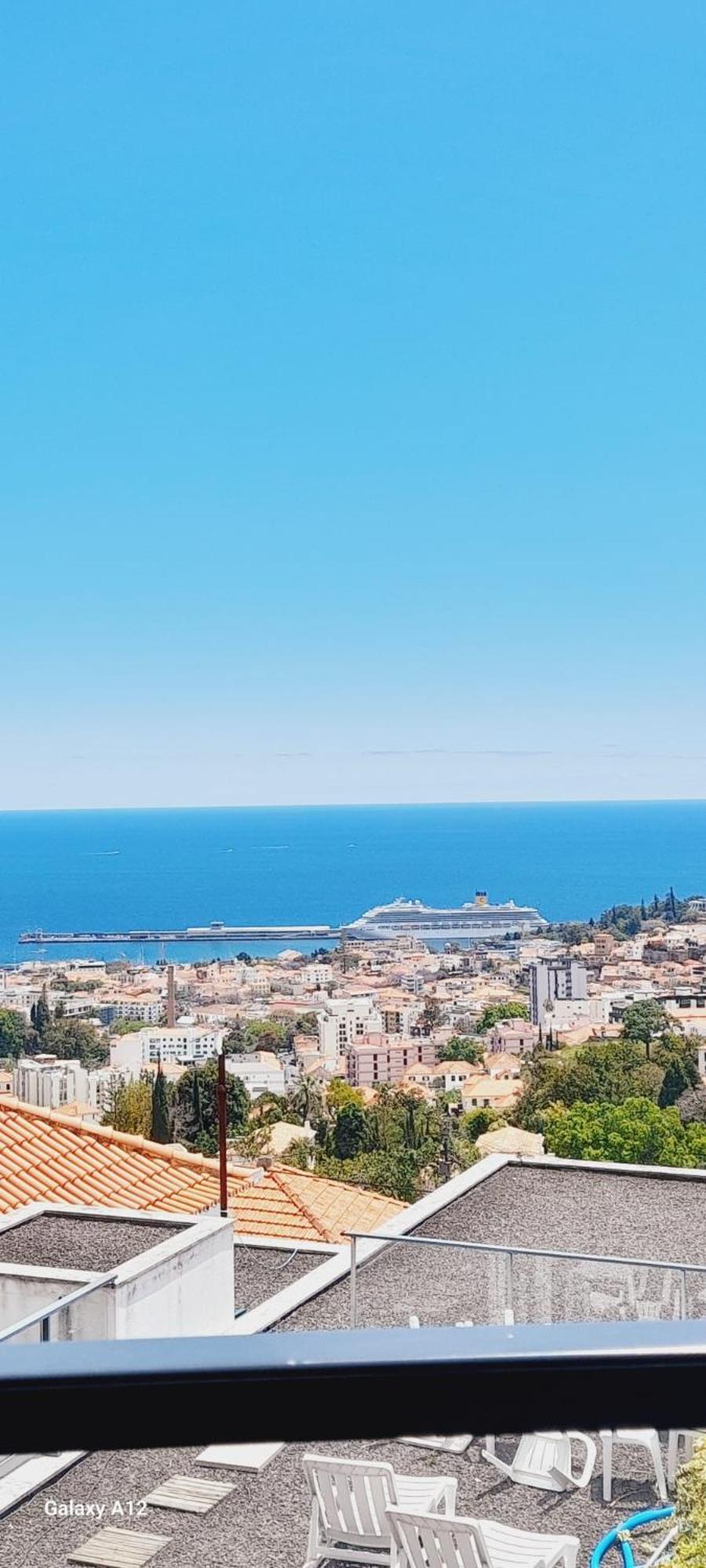 Sea view 2 bedrooms terrace Villa