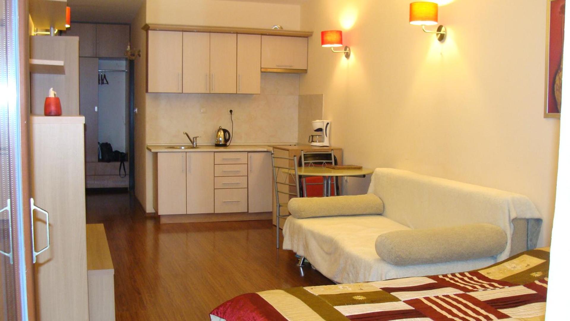 Admiral Apartments