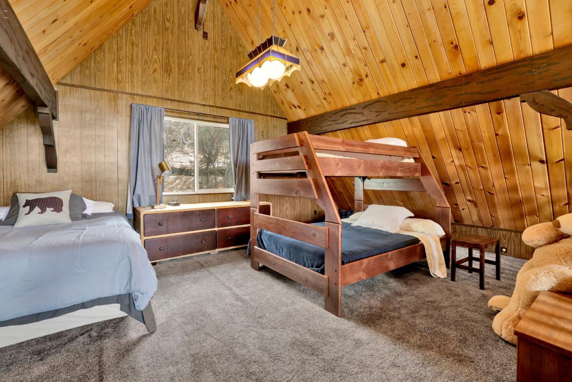 Modoc Cabin #2566