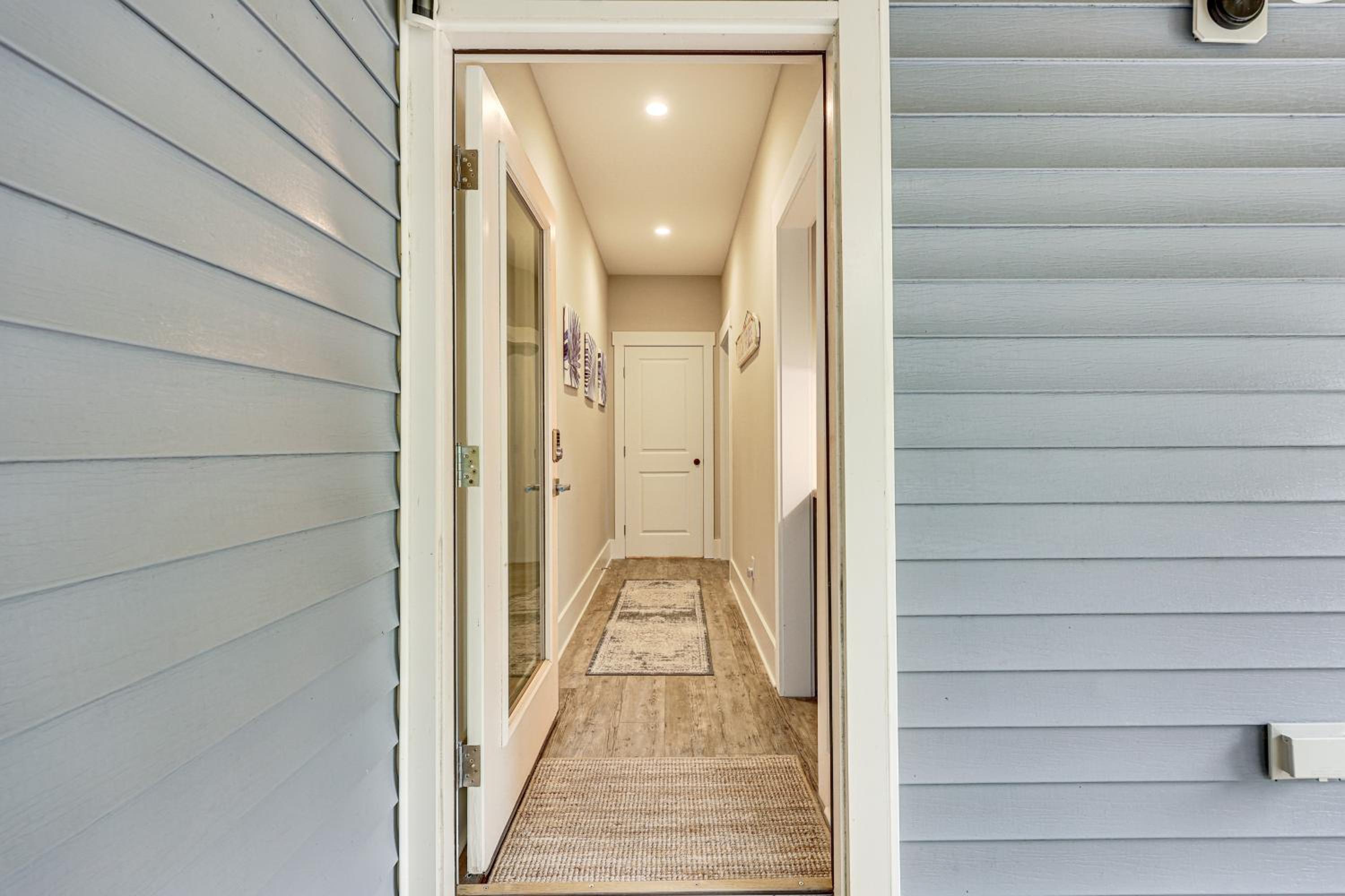 2 Mi to Boardwalk! Coastal Carolina Beach Hideaway