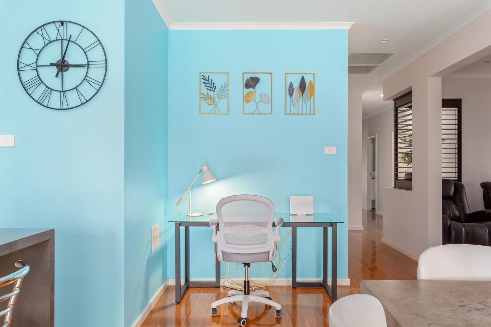 Bright Family Home in Rydalmere with Yard & BBQ