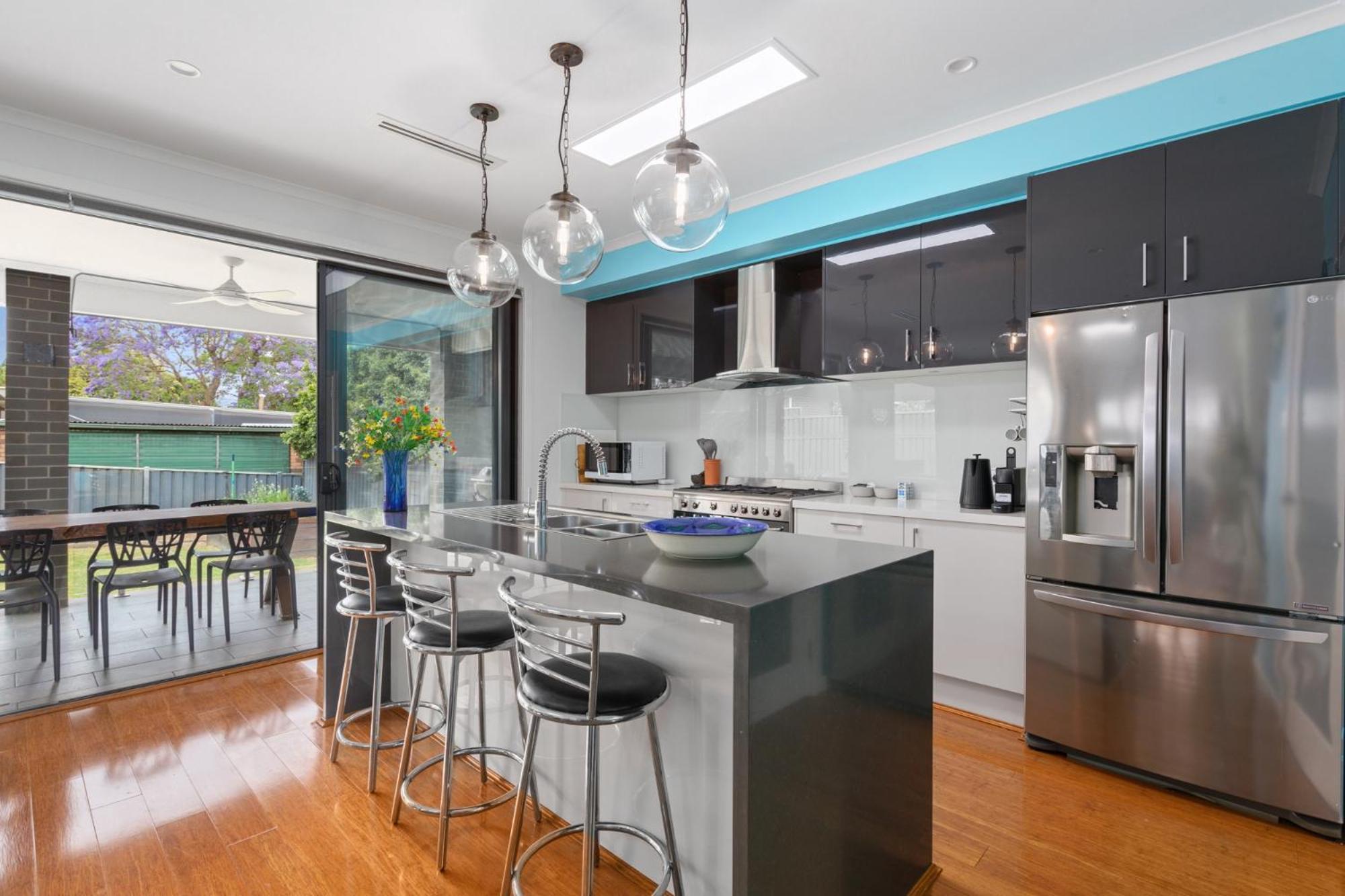 Bright Family Home in Rydalmere with Yard & BBQ