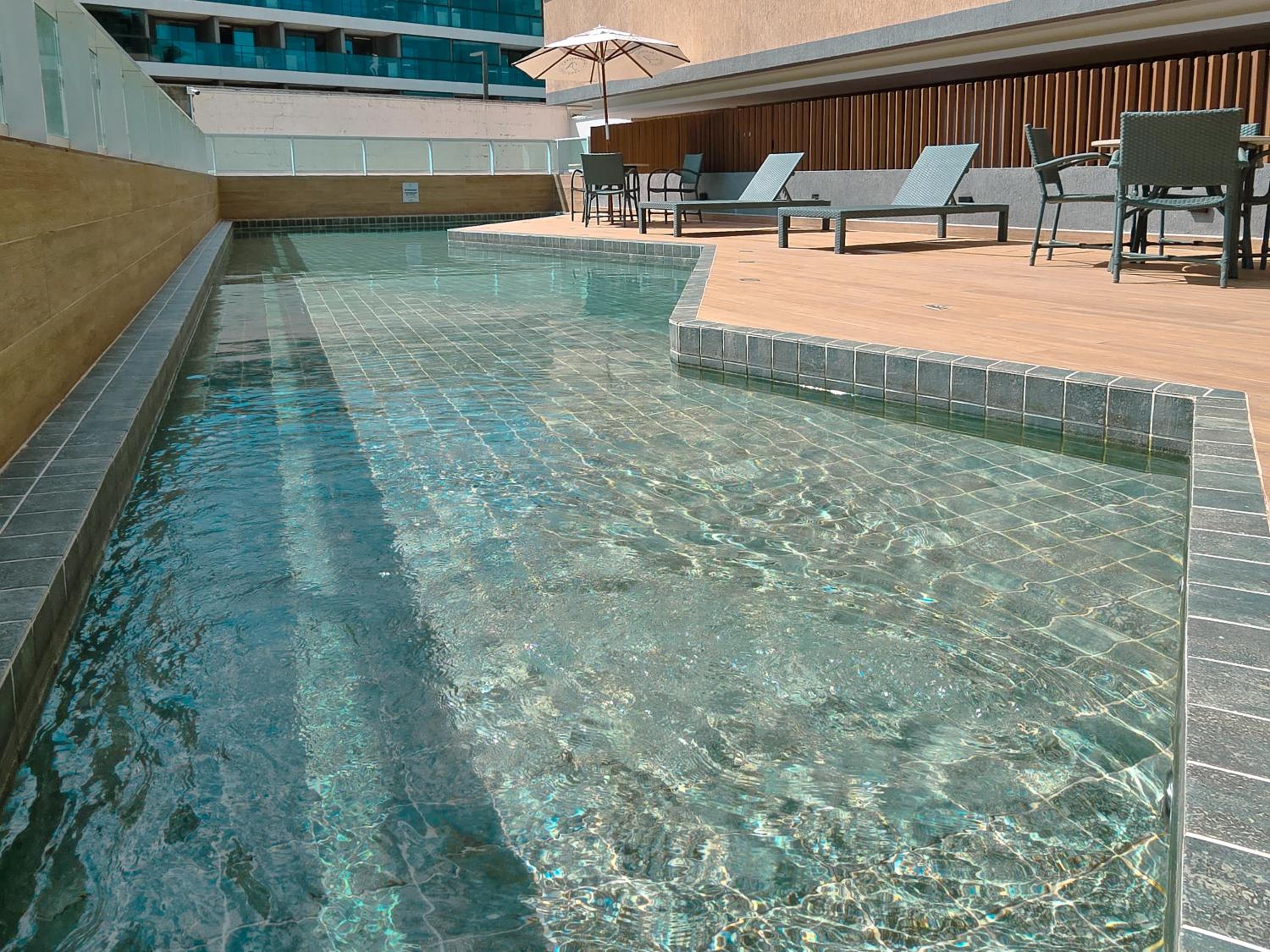 CL316- Flat 250m da praia com piscina, sauna e academia by Oasis Ferias