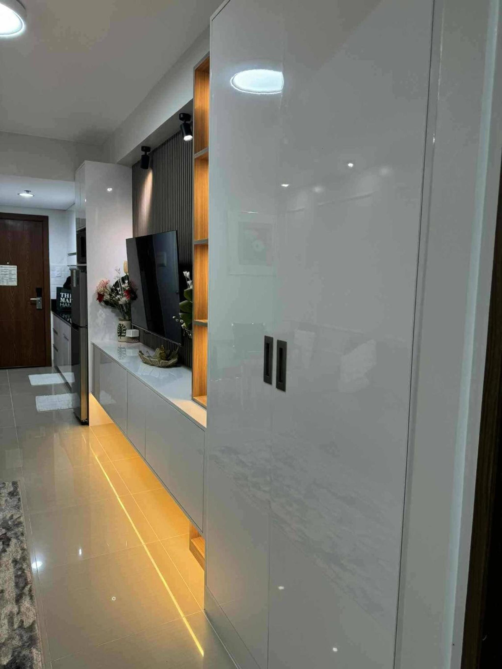 Chic Retreat in Pasay City - Scandinavian with Balcony facing Mall Of Asia