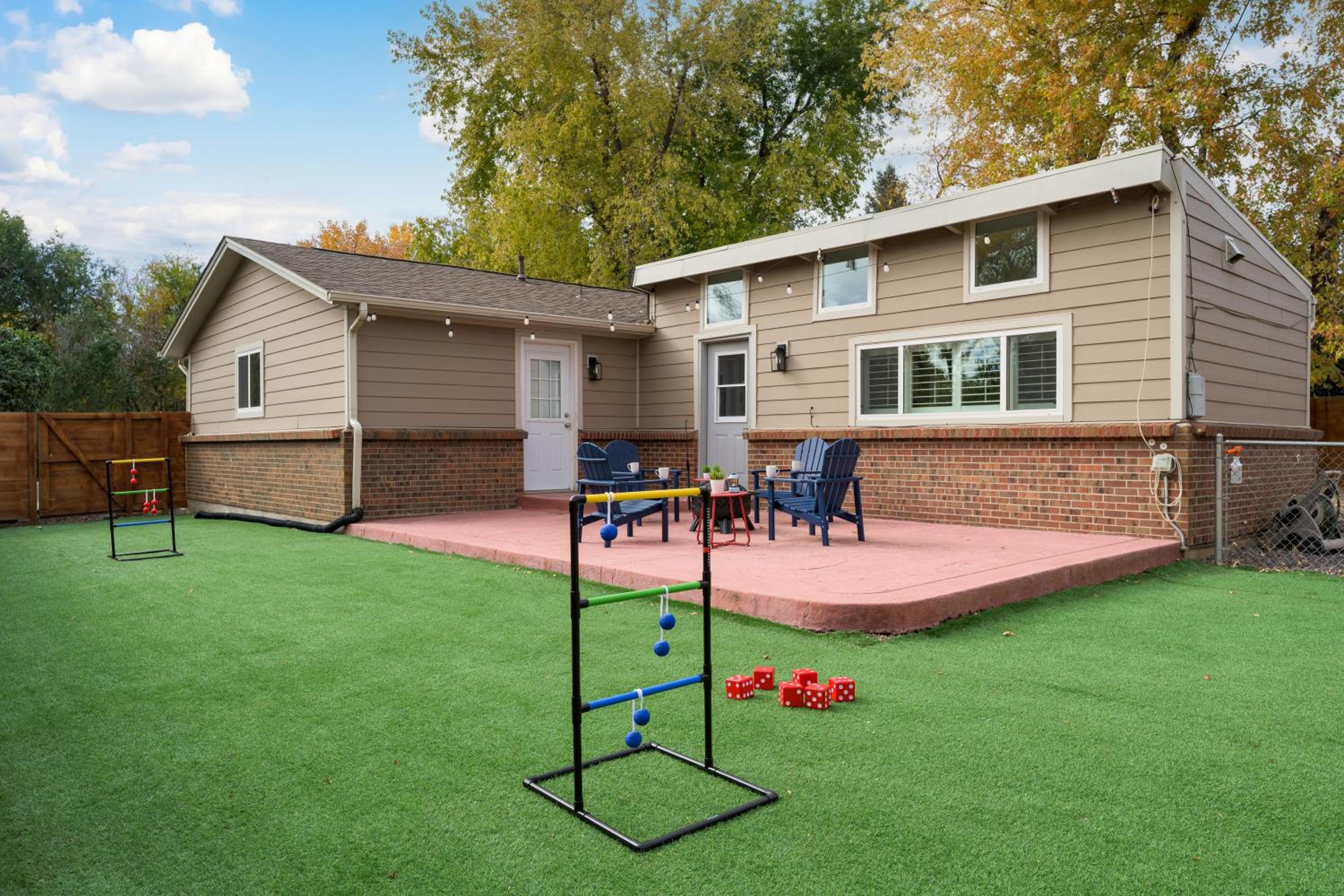 Cozy Family Retreat with Yard - Walk to Olde Town
