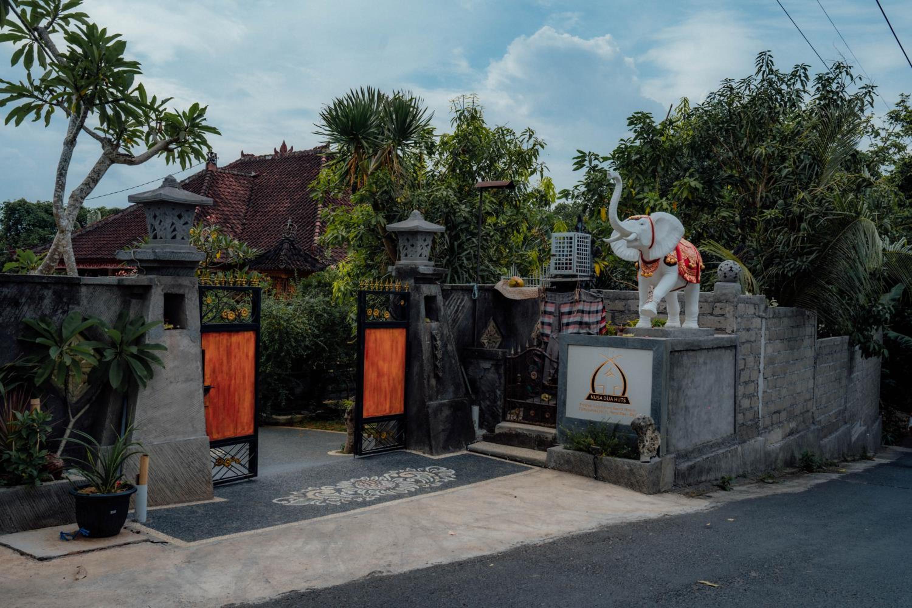 Nusa Dua Huts Pondok Gajah Para by EPS