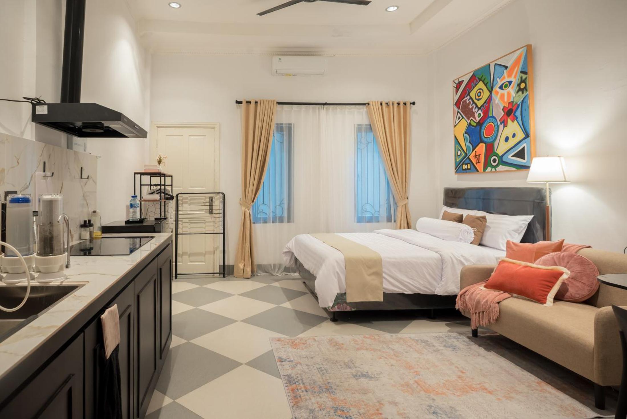 Urban Loft Style Studio at Central District 1A!