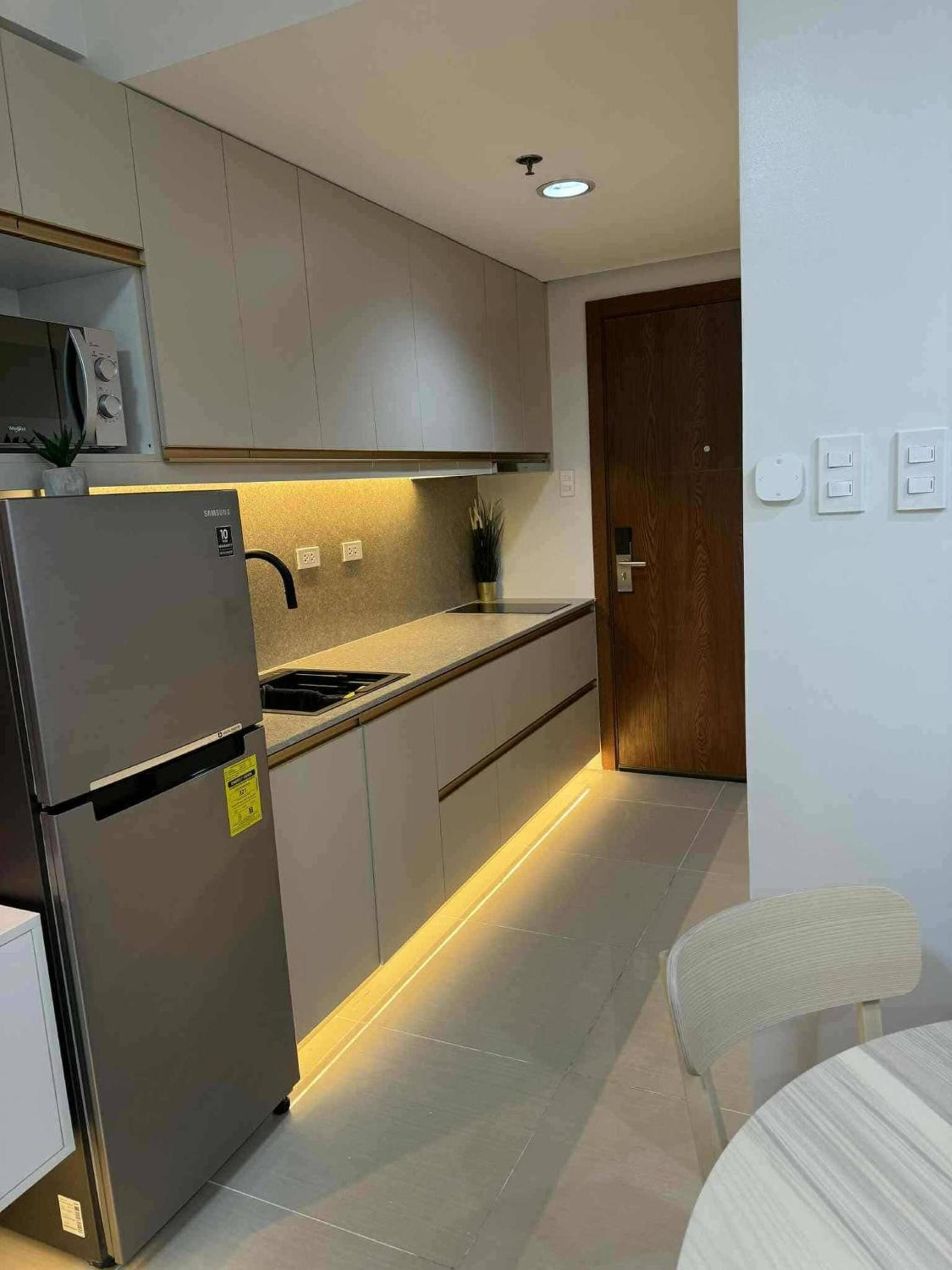 Scandi-Inspired Pasay Apartment for Rent - Entire House with Balcony facing MOA