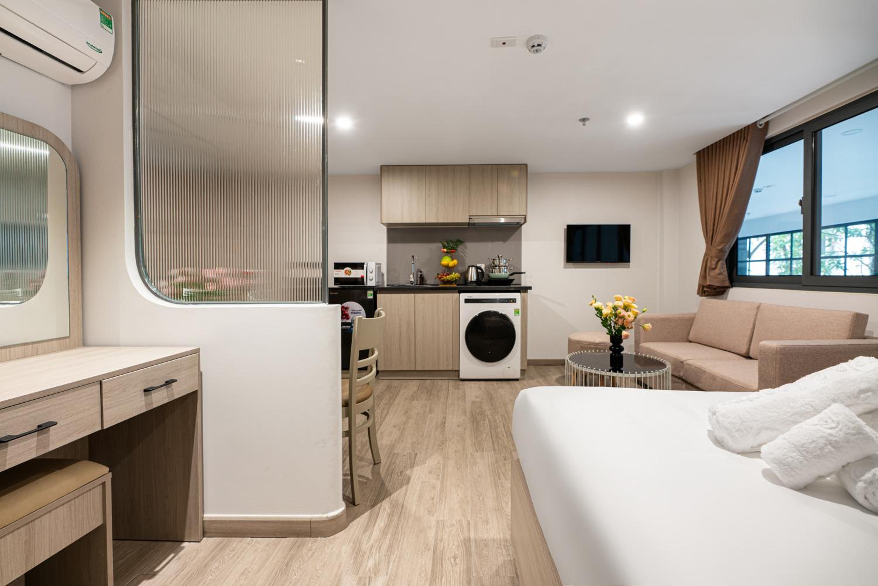 BRIO Mireva Hotel & Apartment