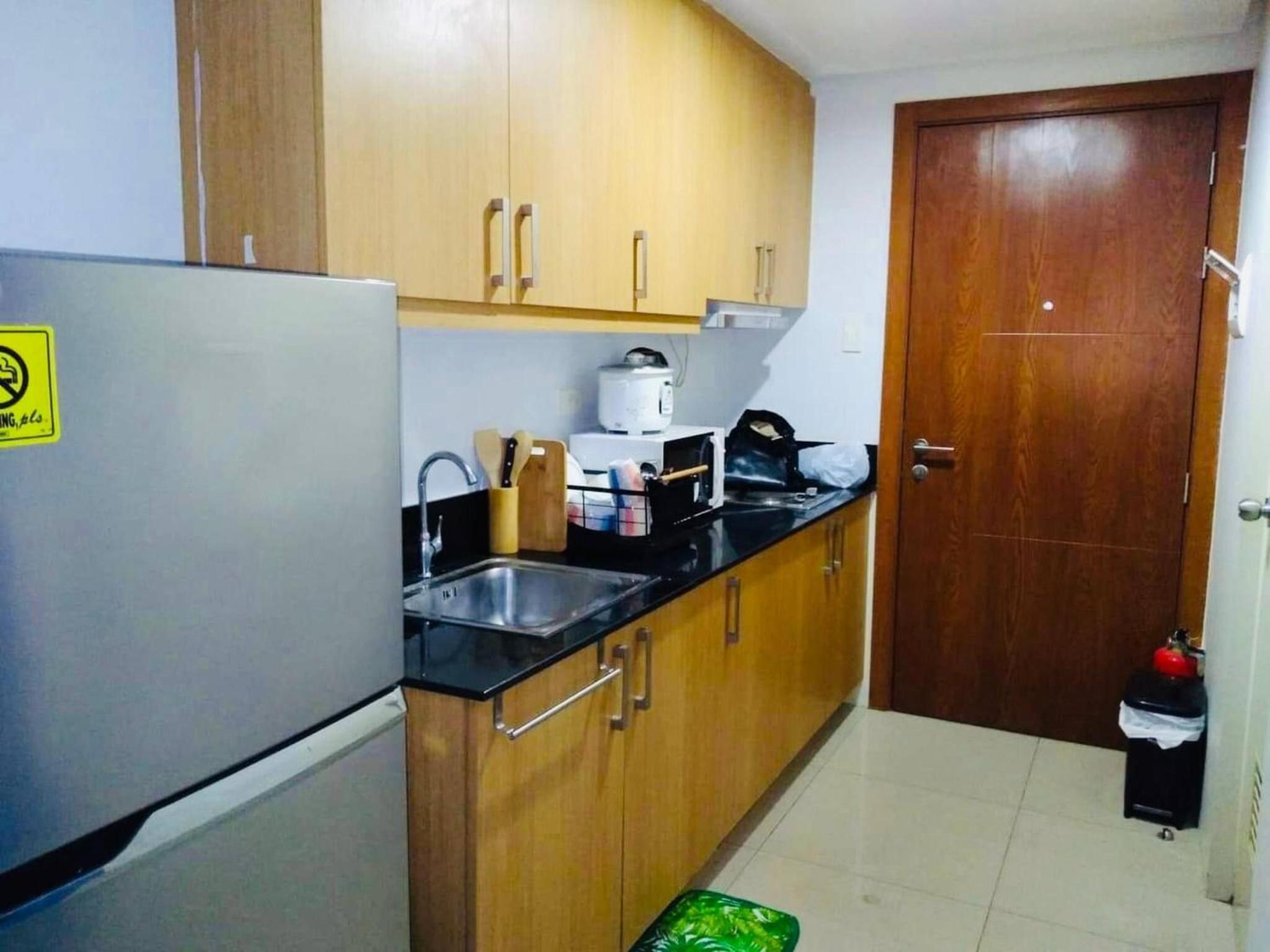 Joyful Pasay Getaway Staycation Condo Near MOA and IKEA near Mall of Asia