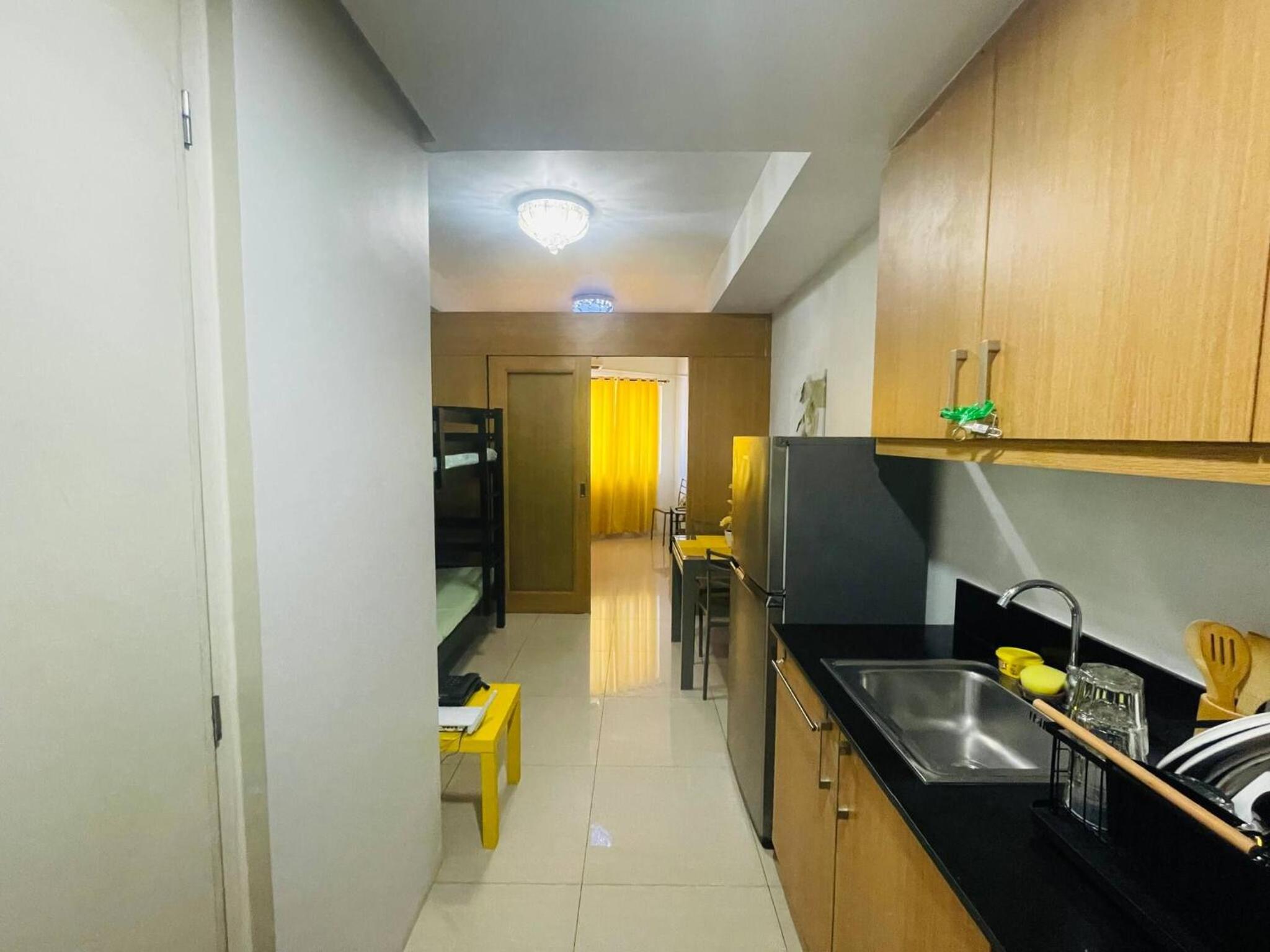 Joyful Pasay Getaway Staycation Condo Near MOA and IKEA near Mall of Asia