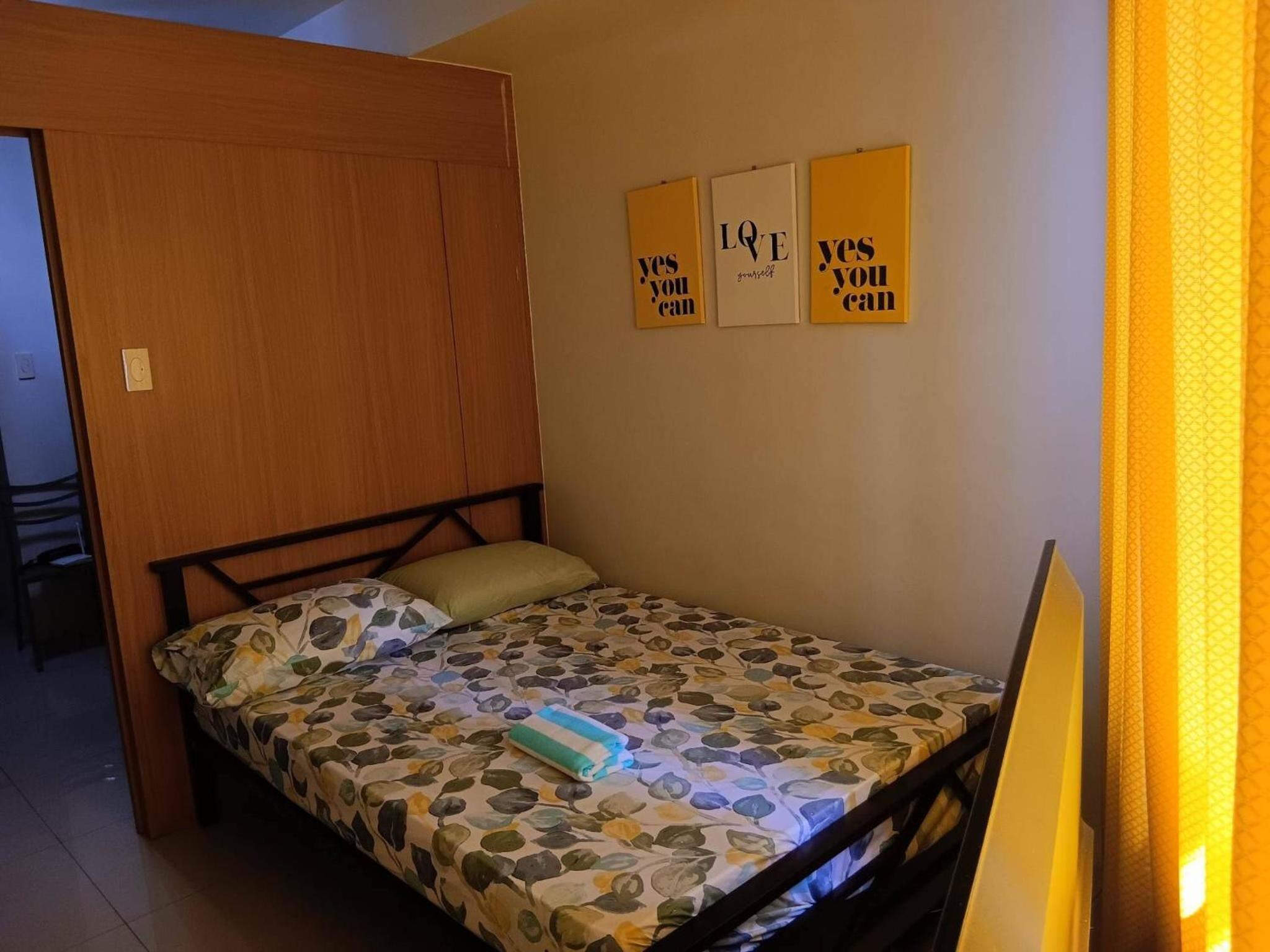 Joyful Pasay Getaway Staycation Condo Near MOA and IKEA near Mall of Asia