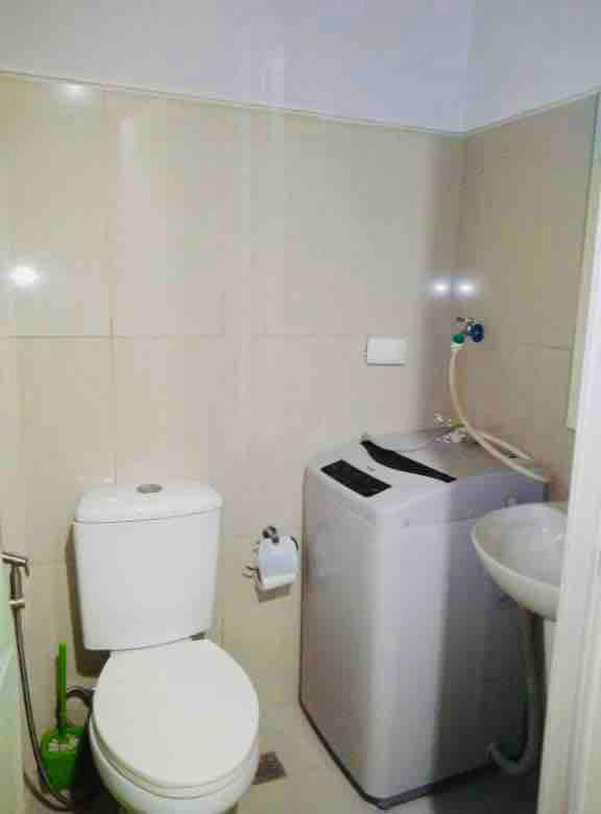 Joyful Pasay Getaway Staycation Condo Near MOA and IKEA near Mall of Asia